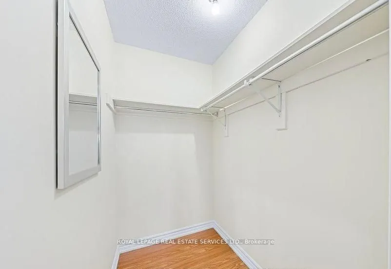17 Venture Avenue
