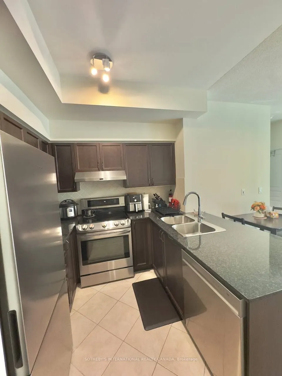 55 South Town Centre Boulevard, #1205