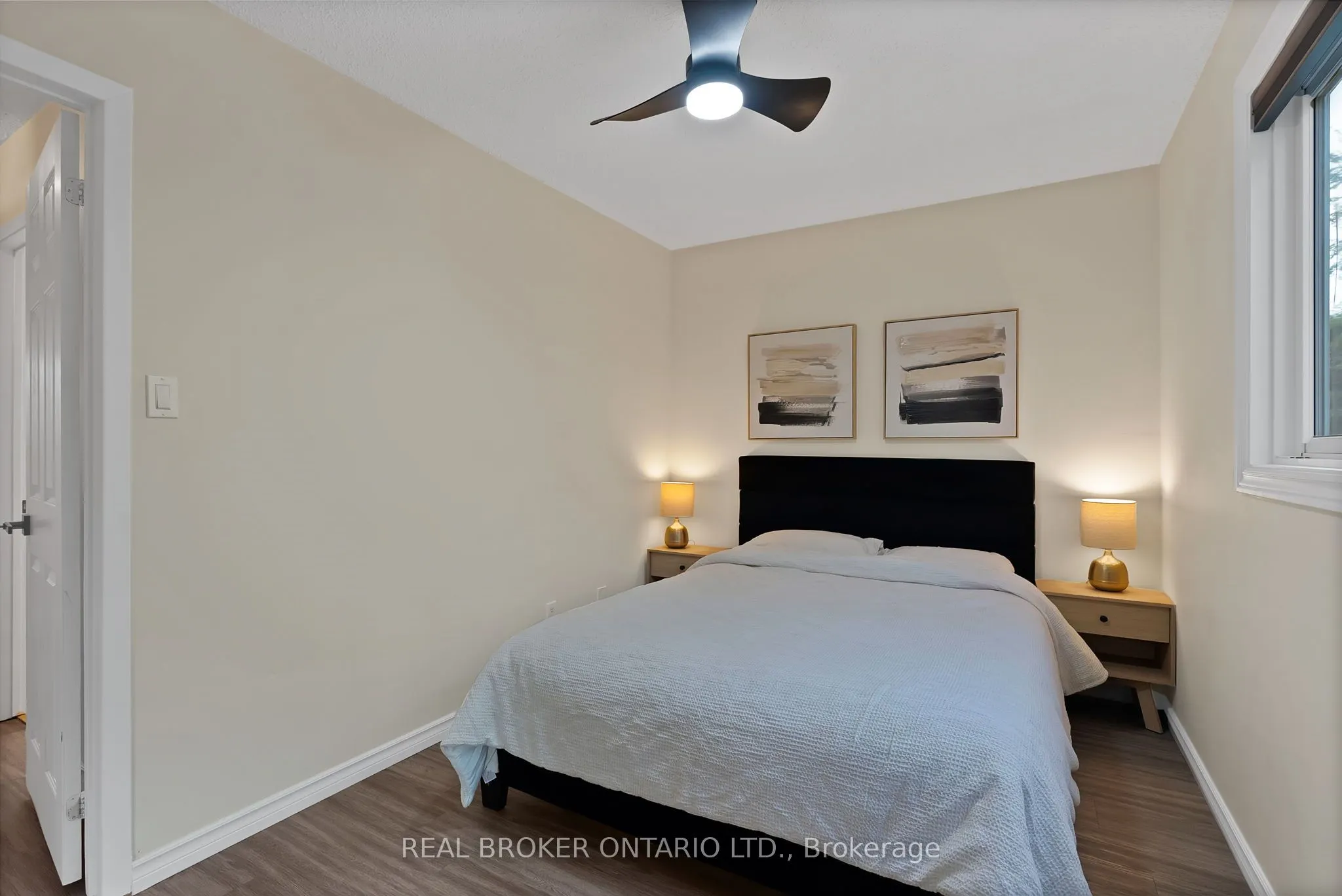 1036 Metro Road N