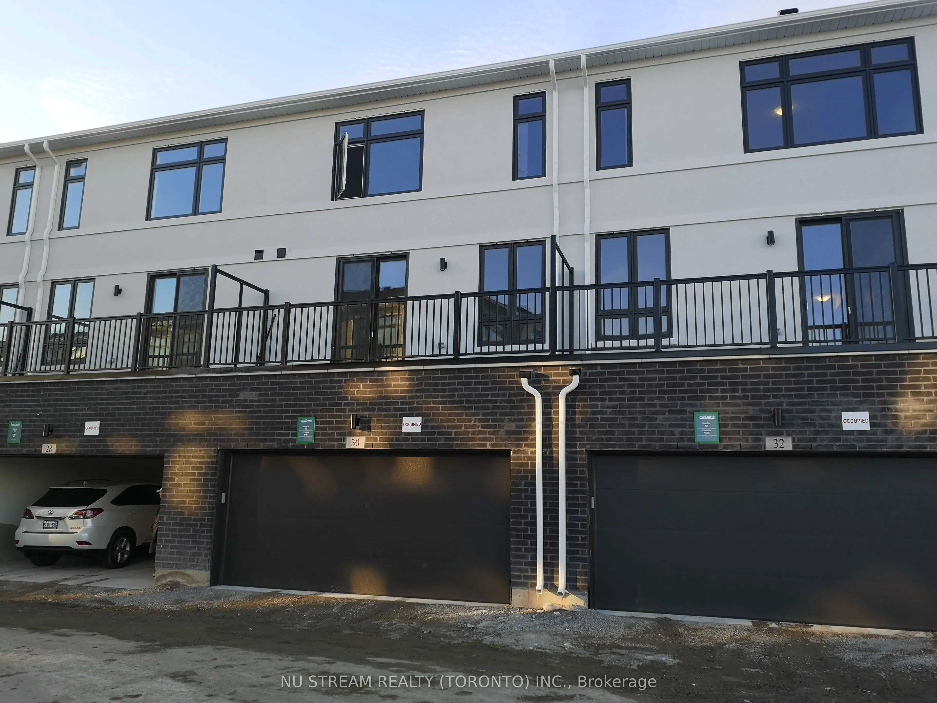 28 James Noble Lane, #28