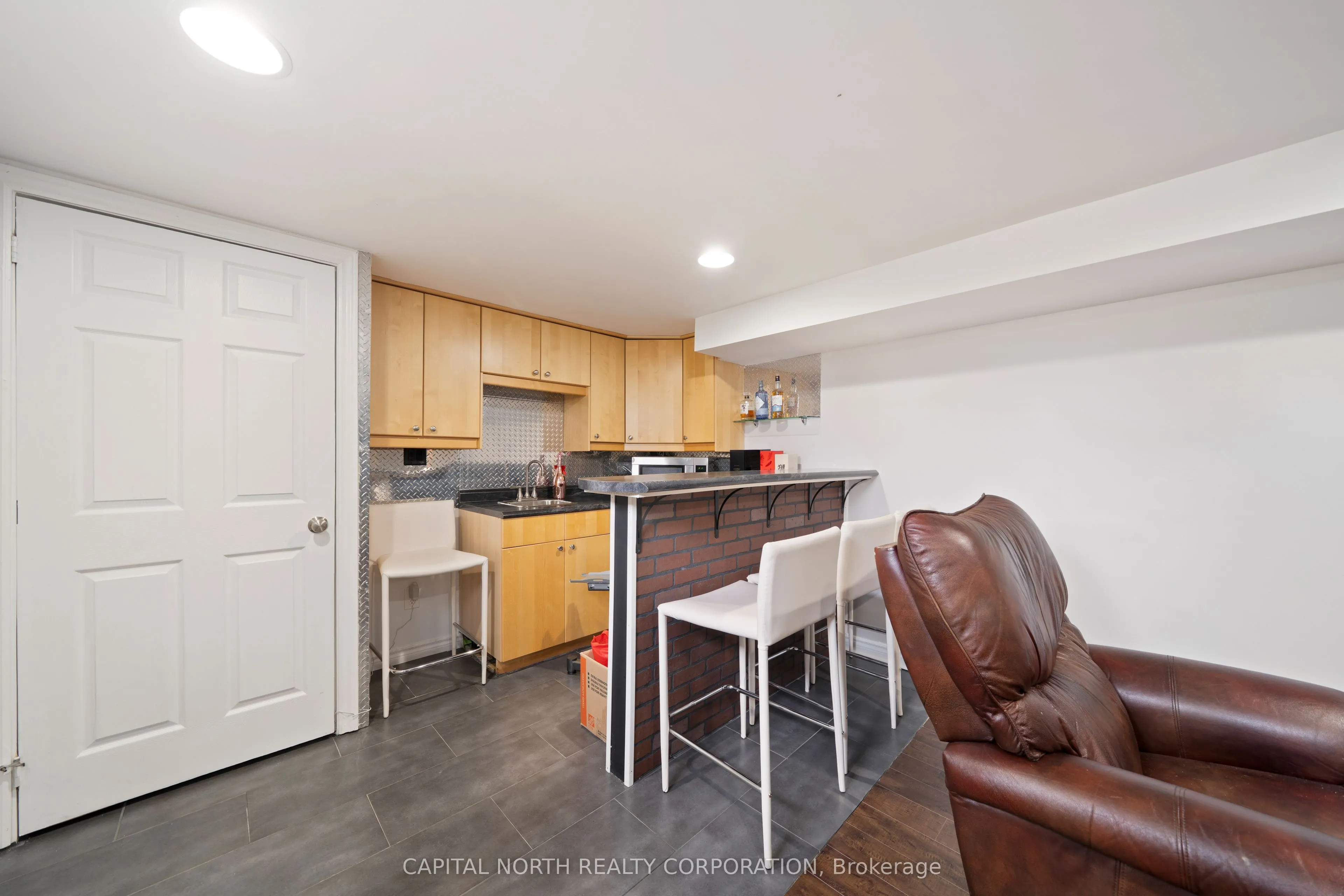 89 Hambly Avenue