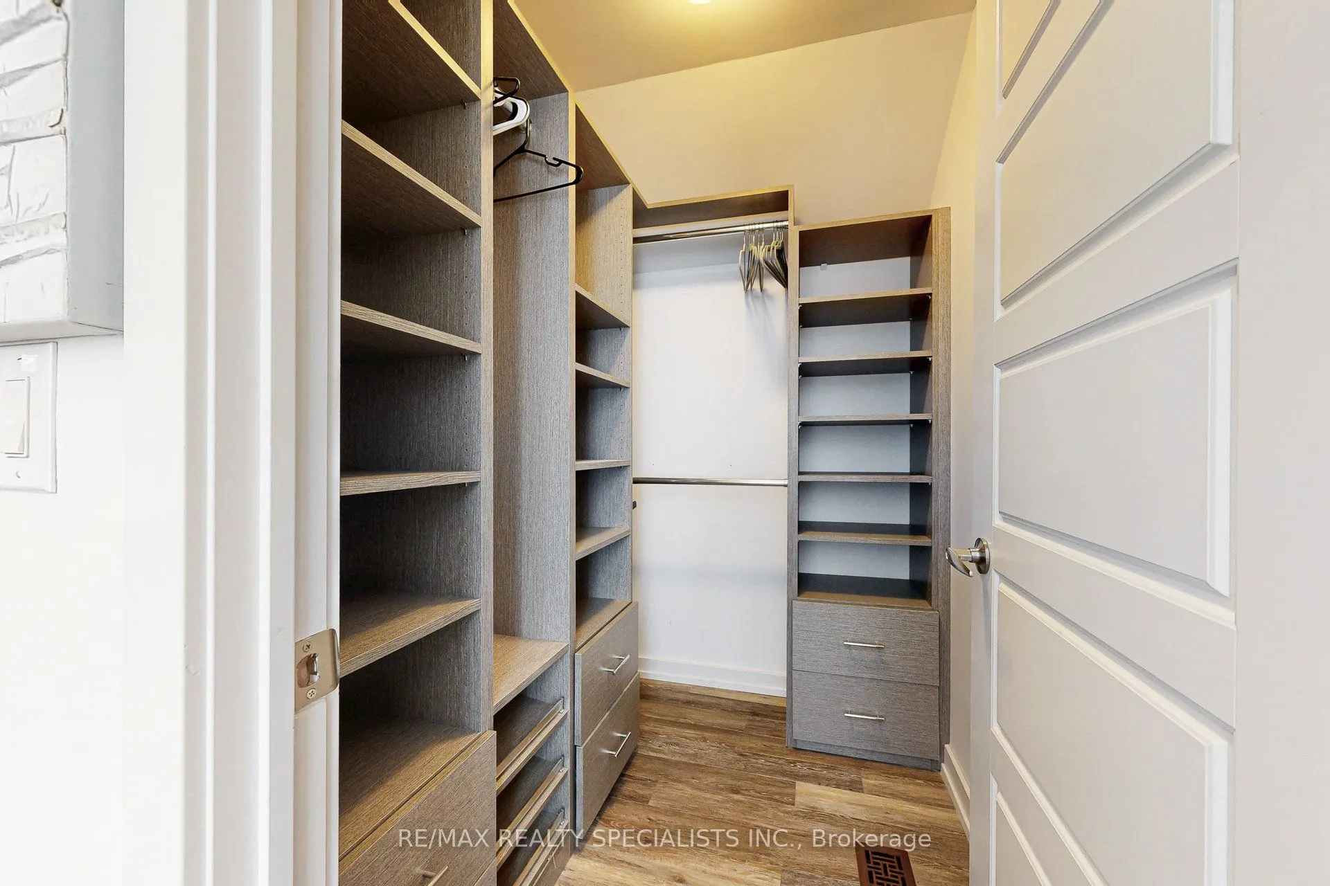 233 Broward Way, #10