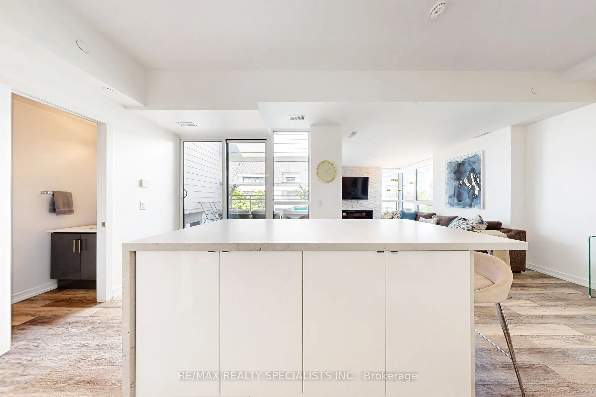 233 Broward Way, #10