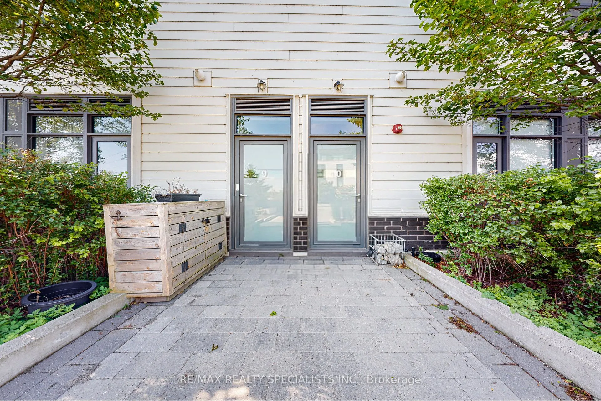 233 Broward Way, #10