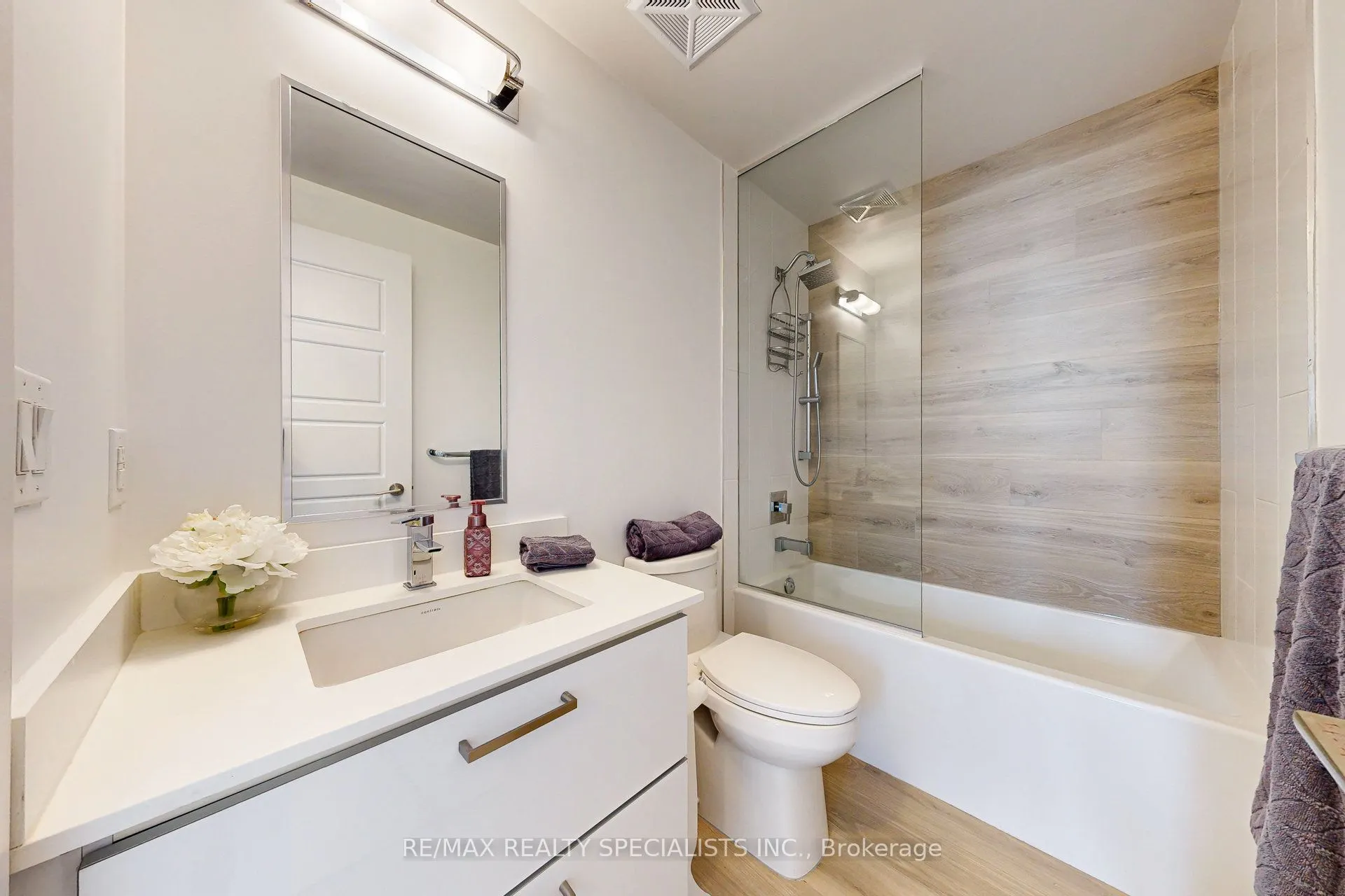 233 Broward Way, #10