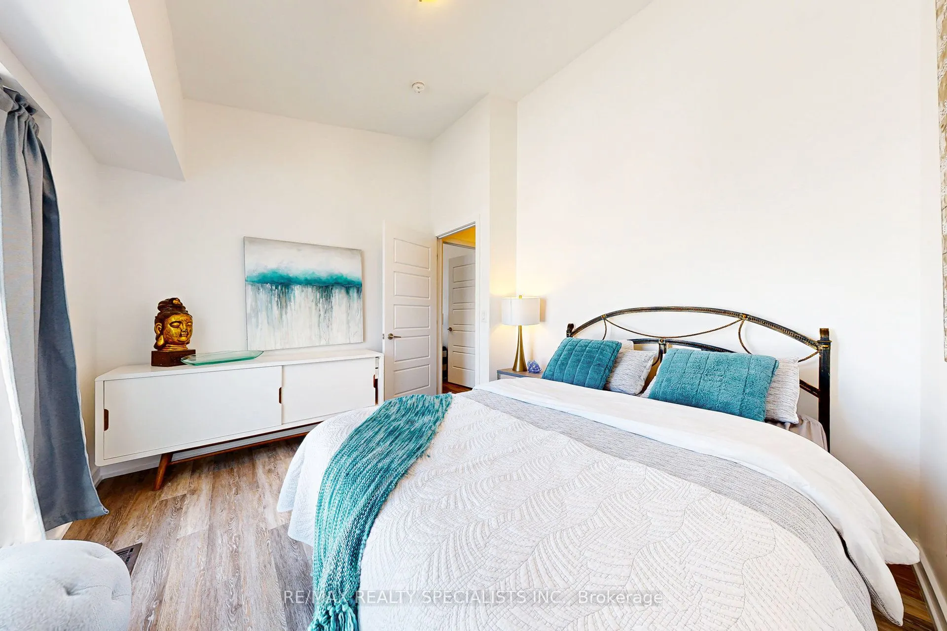 233 Broward Way, #10