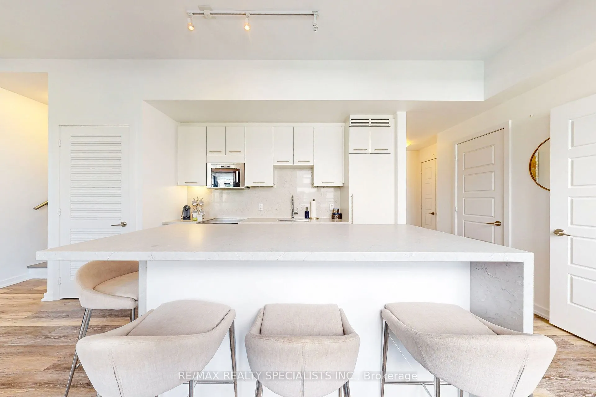 233 Broward Way, #10