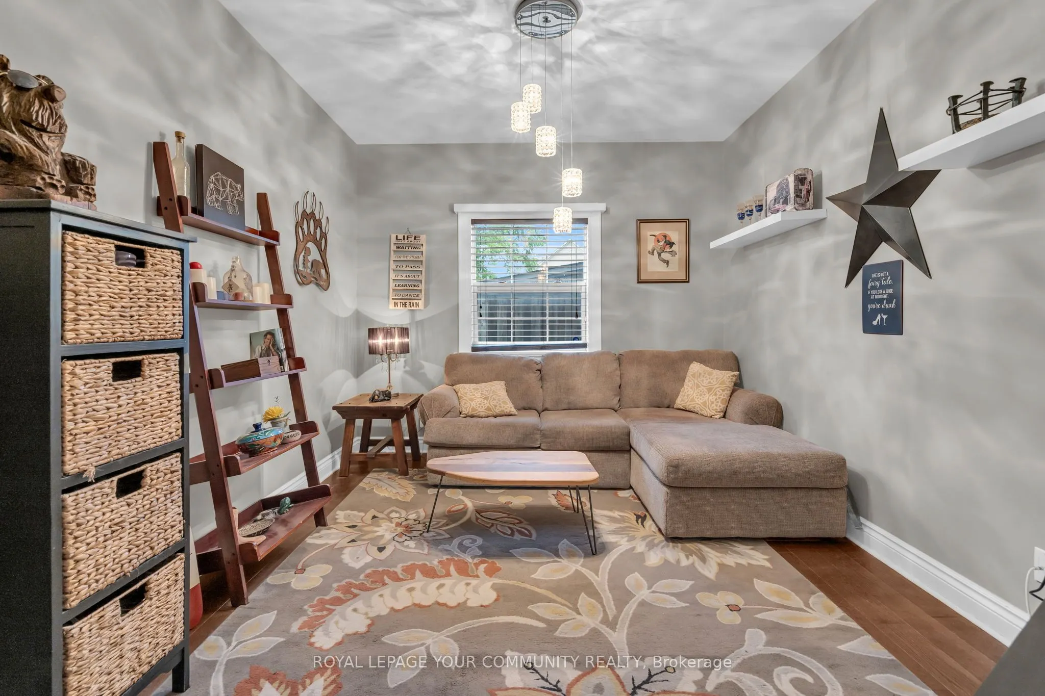 515 Lake Drive E