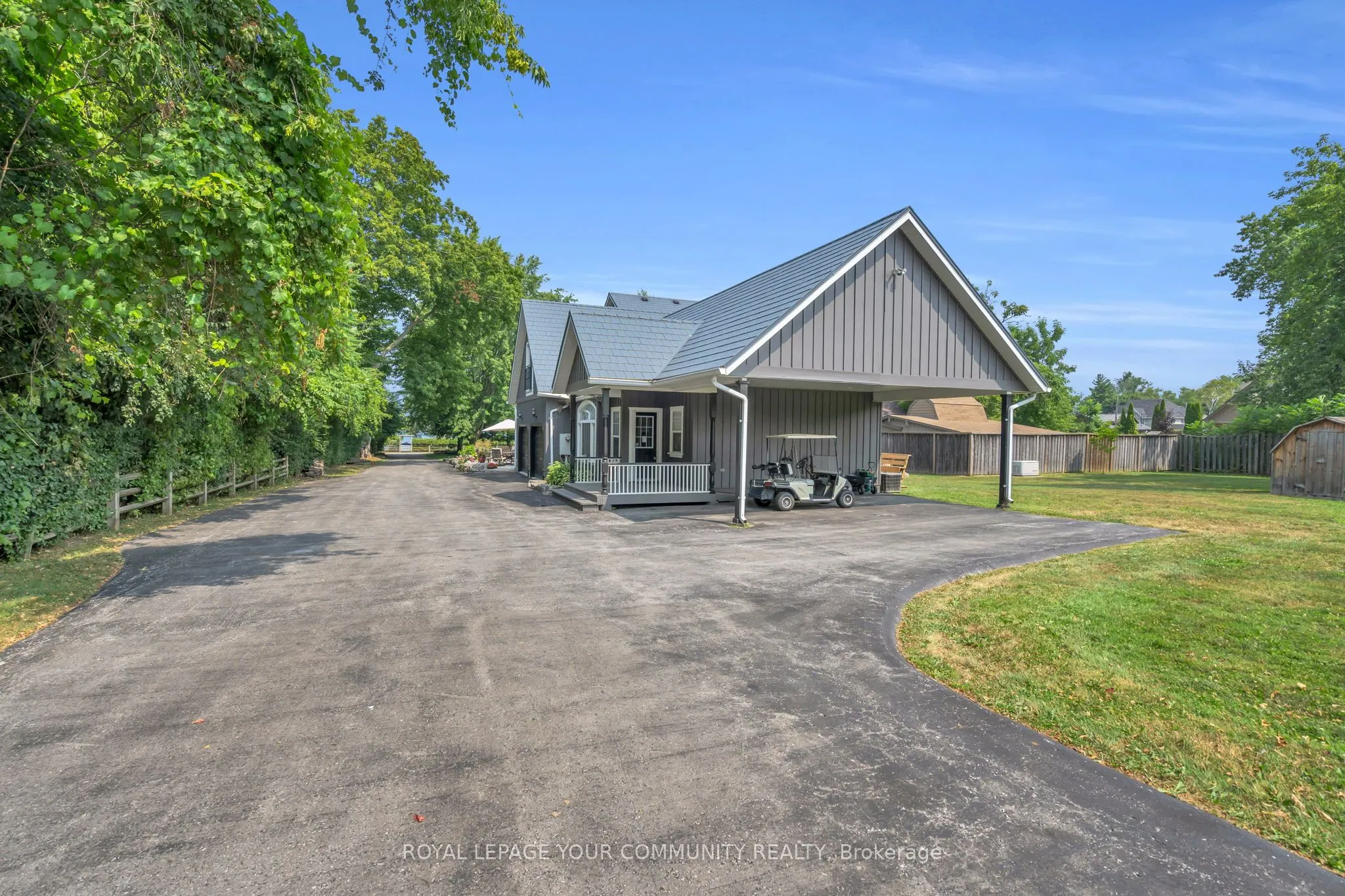 515 Lake Drive E