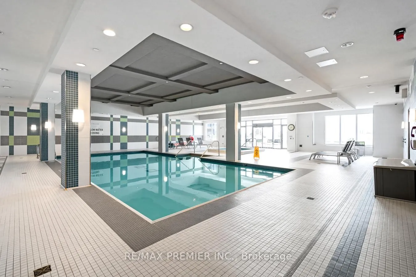 3600 Highway 7, #418