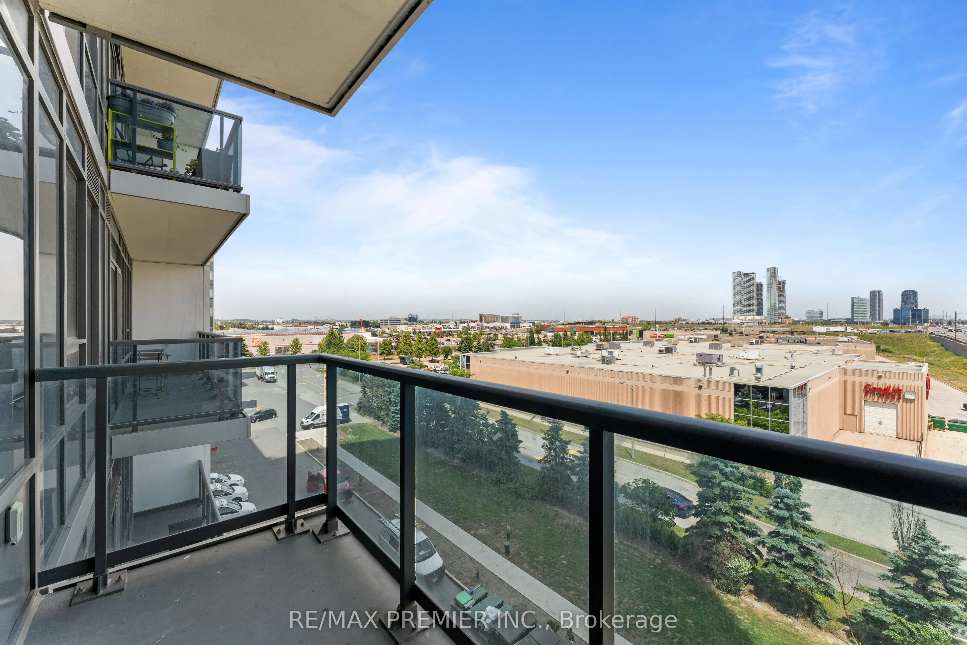 3600 Highway 7, #418