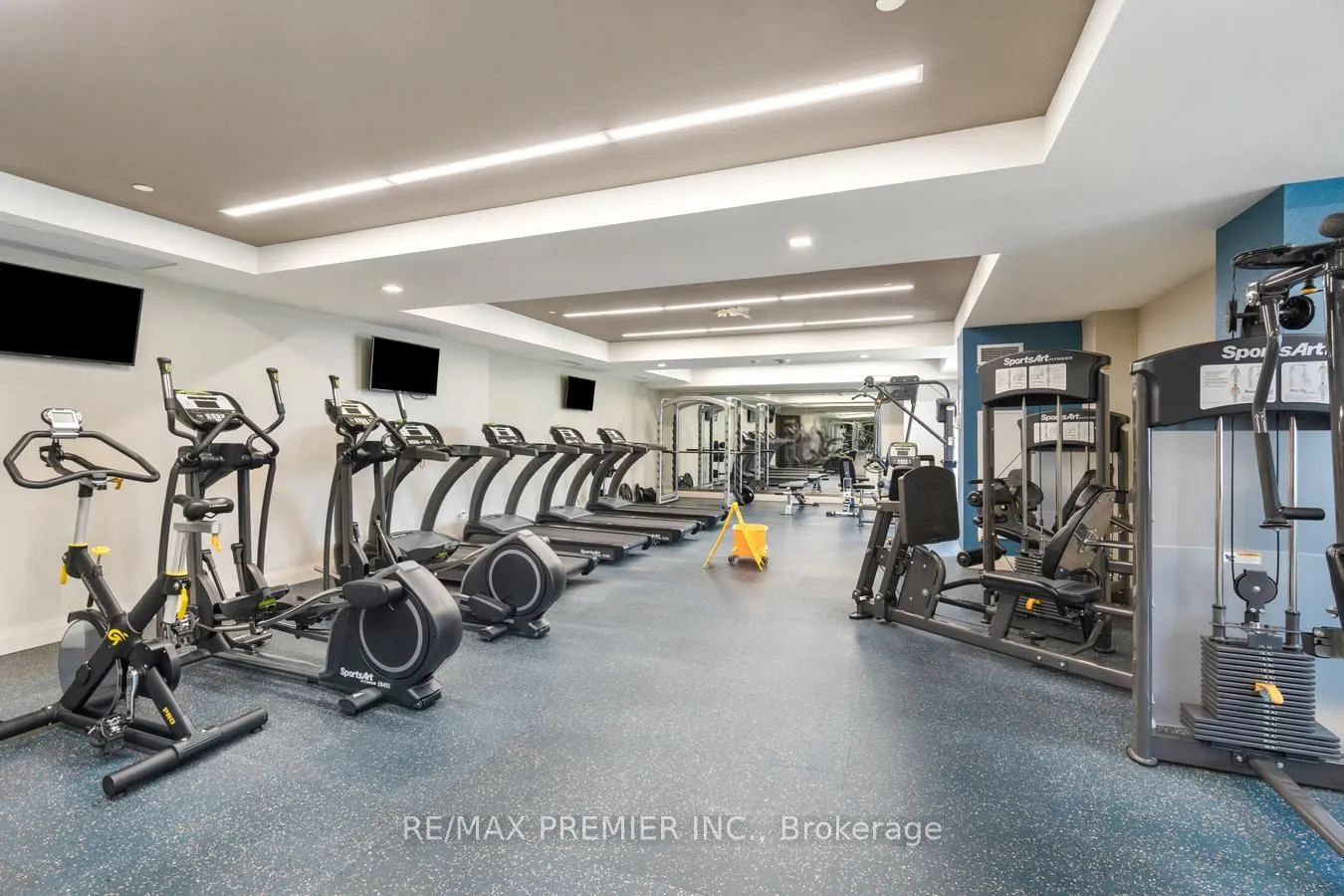 3600 Highway 7, #418