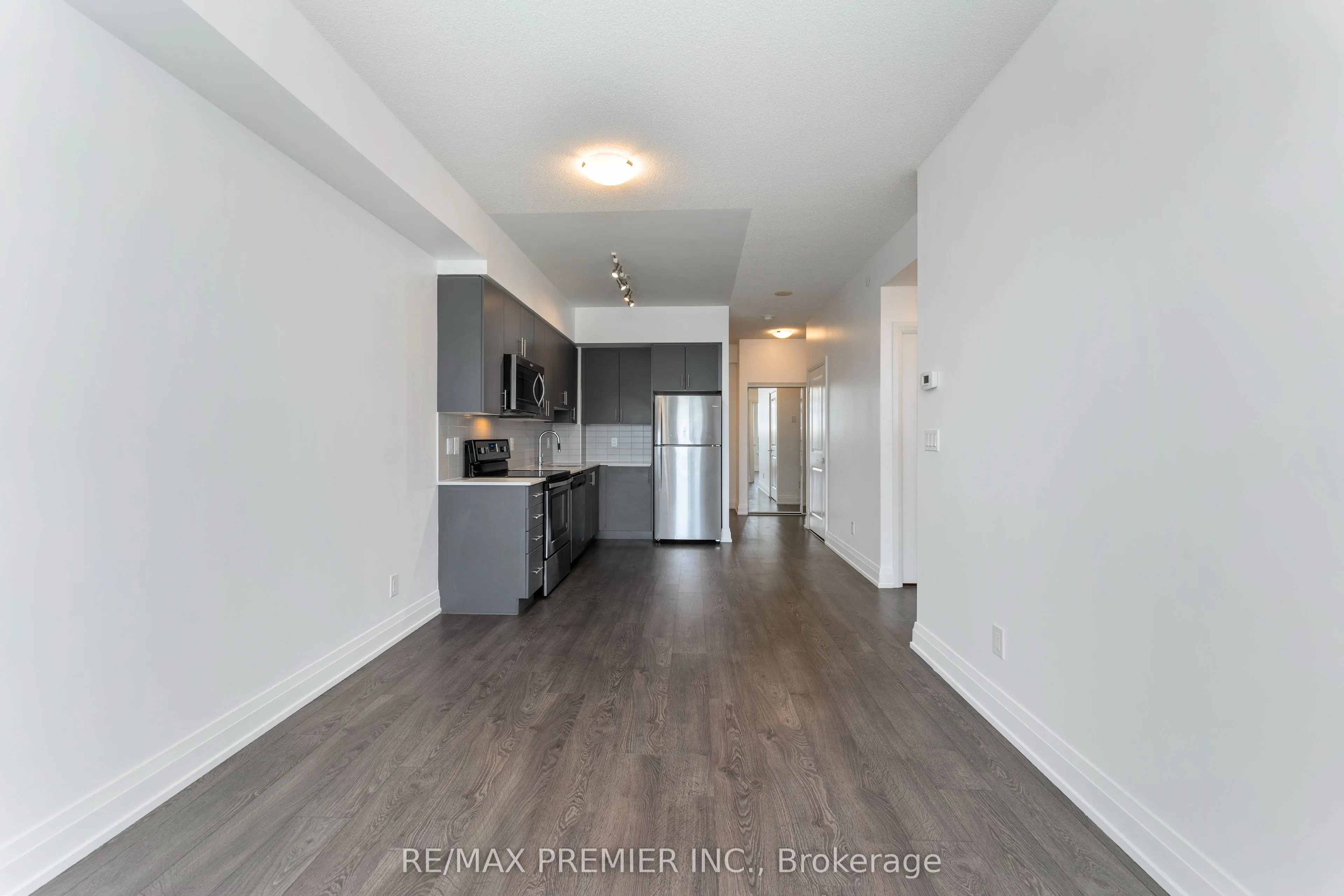 3600 Highway 7, #418