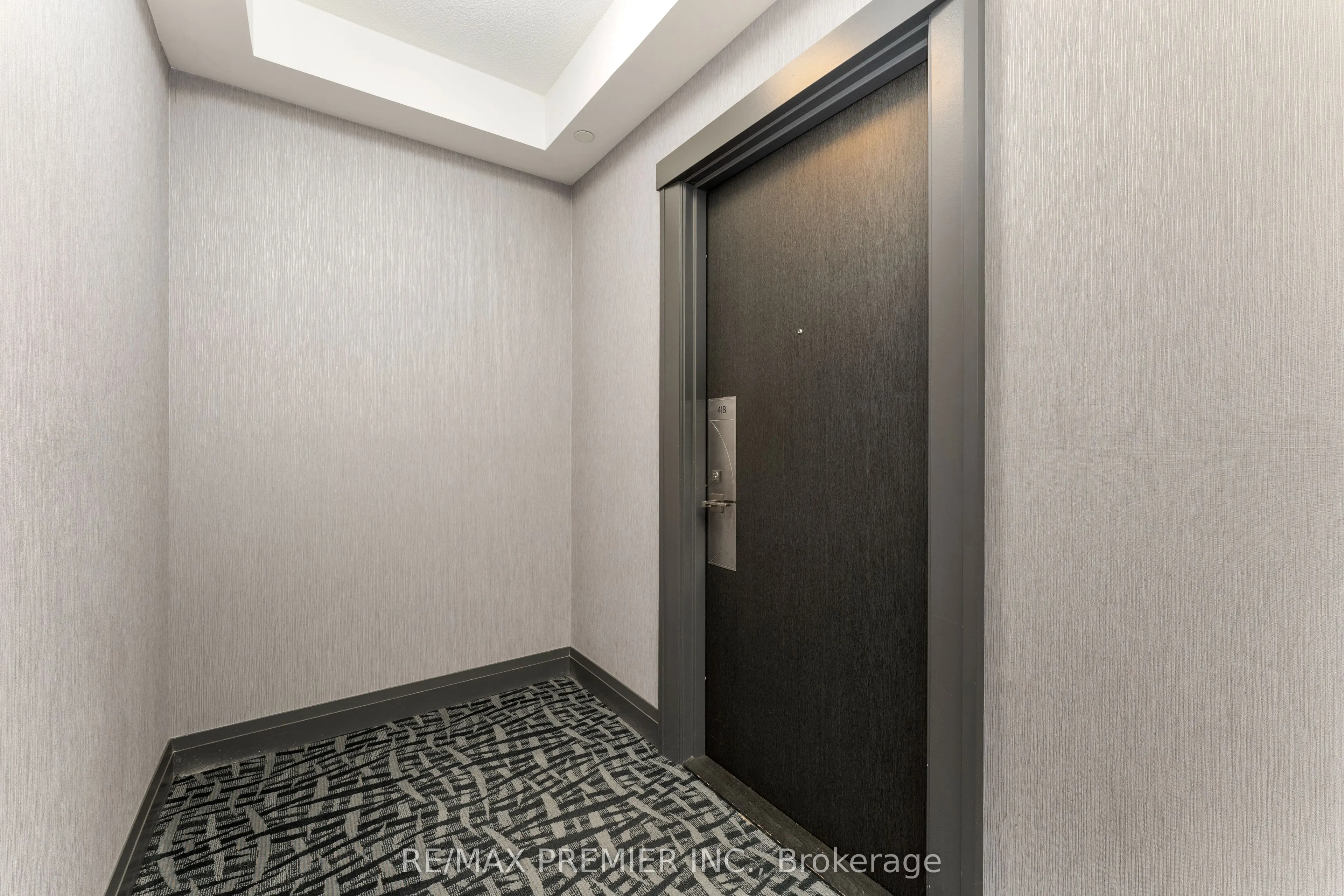 3600 Highway 7, #418