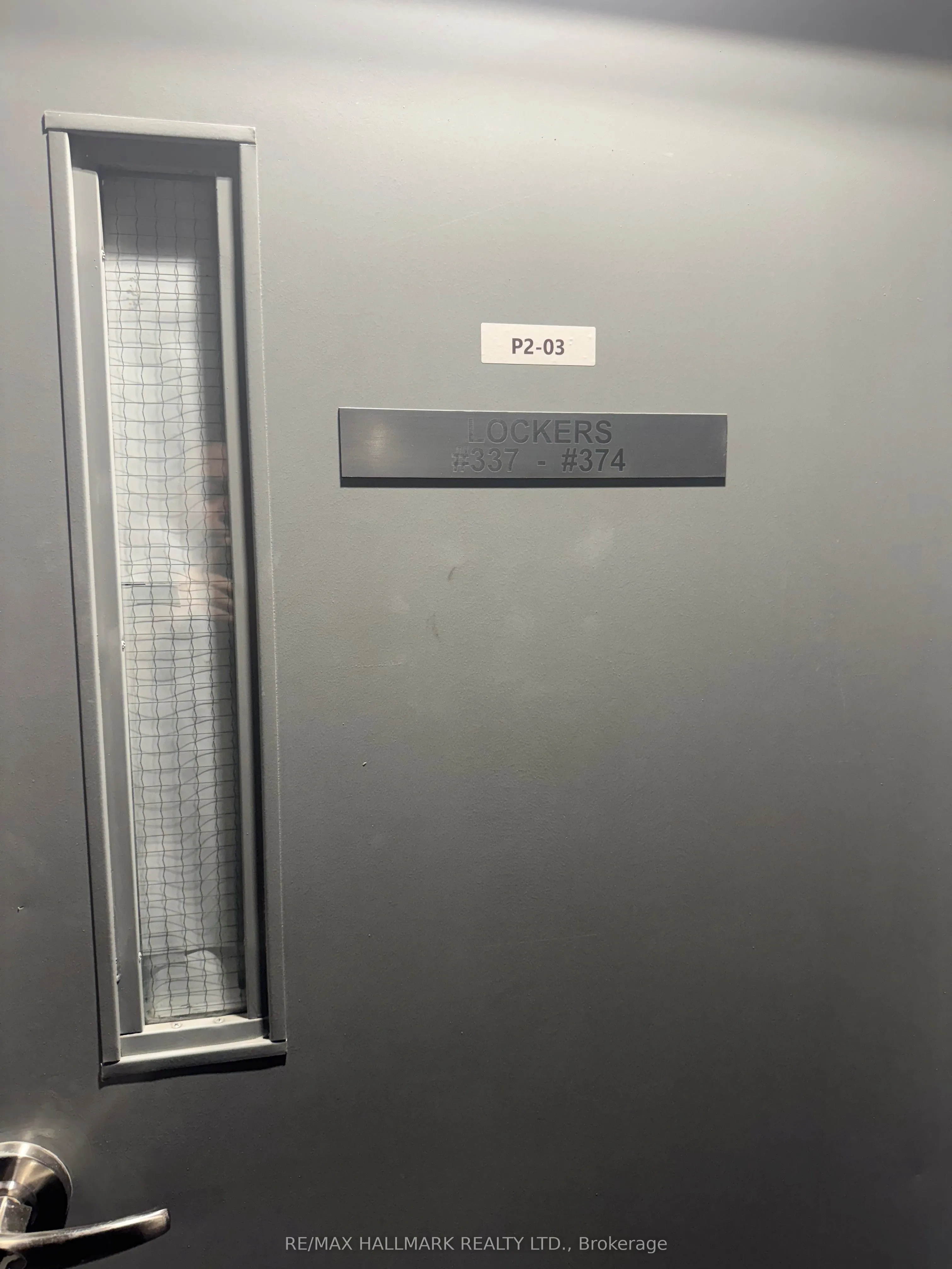 30 Upper Mall Way, #2909
