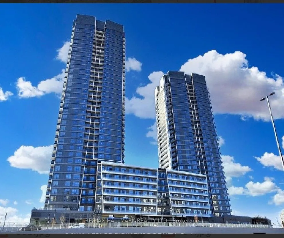 30 Upper Mall Way, #2909