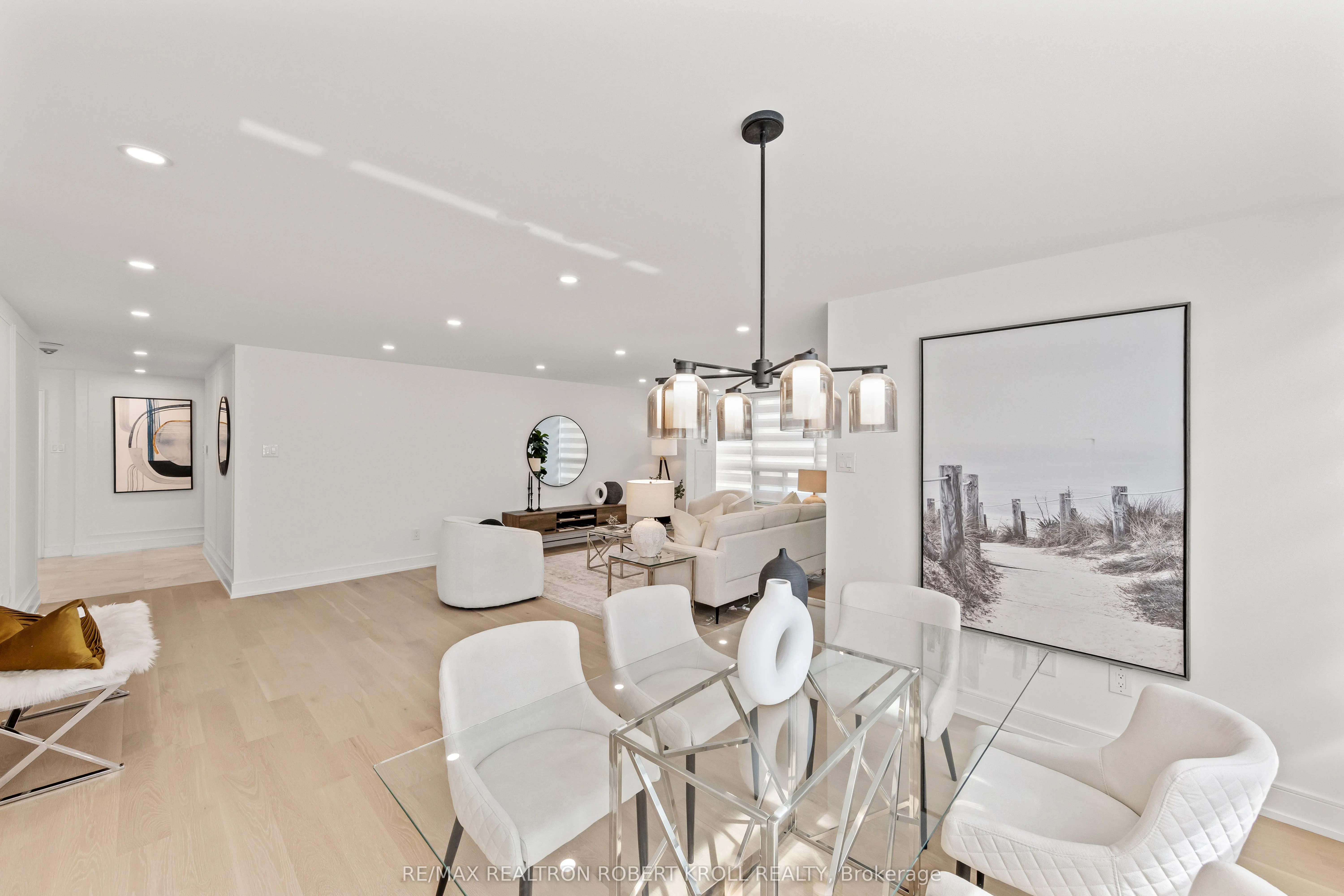 7300 Yonge Street, #210