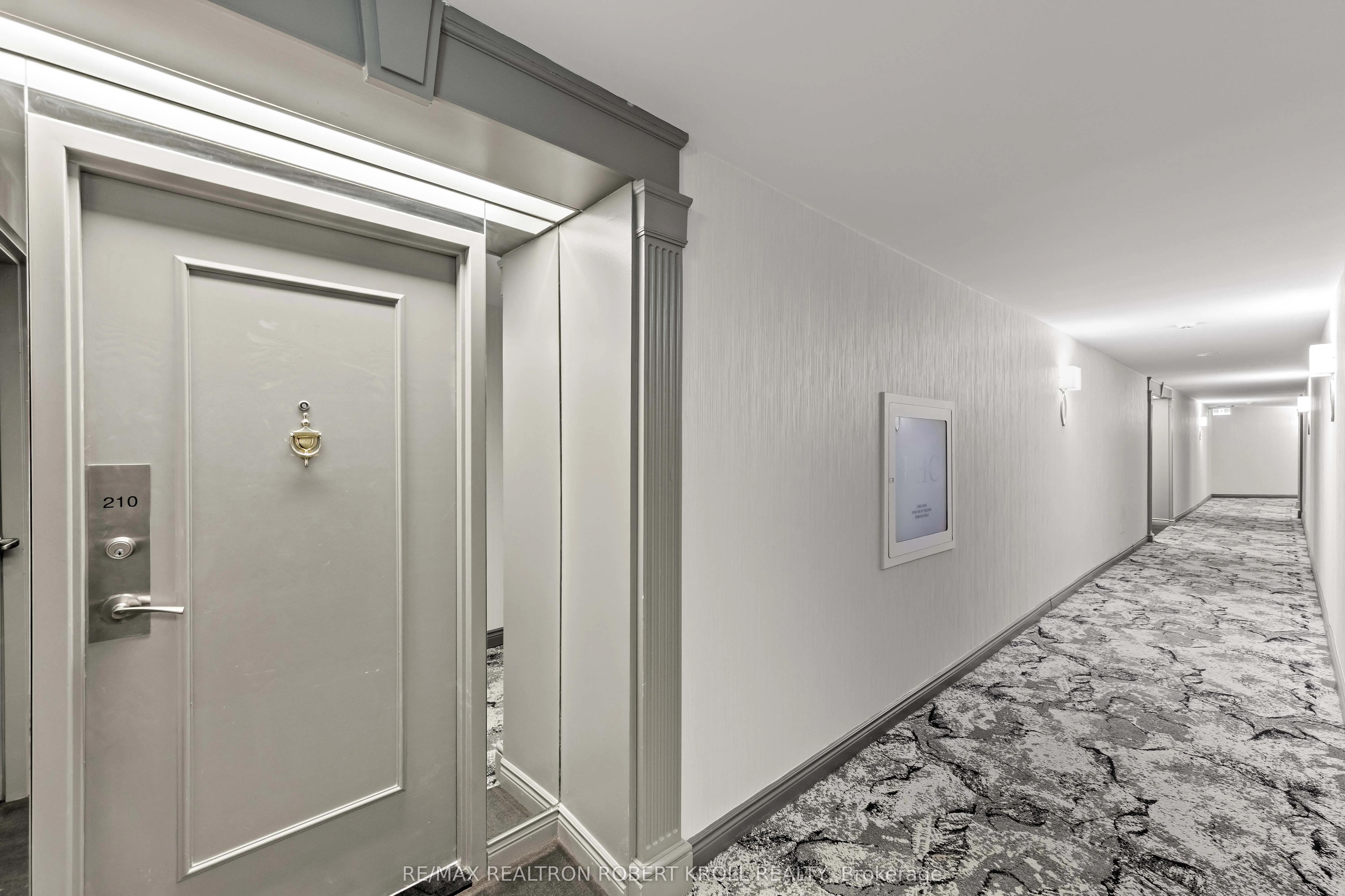 7300 Yonge Street, #210