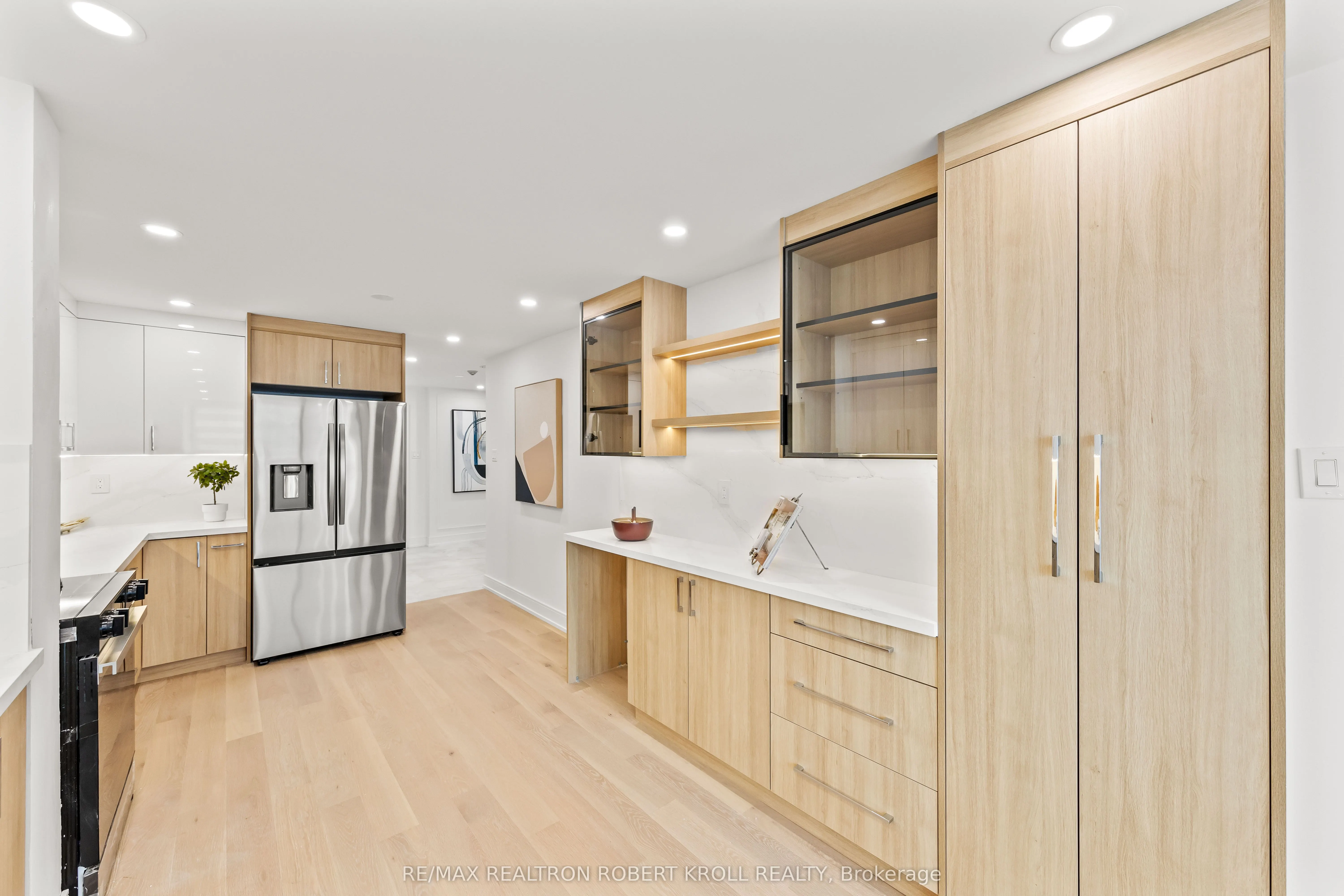 7300 Yonge Street, #210