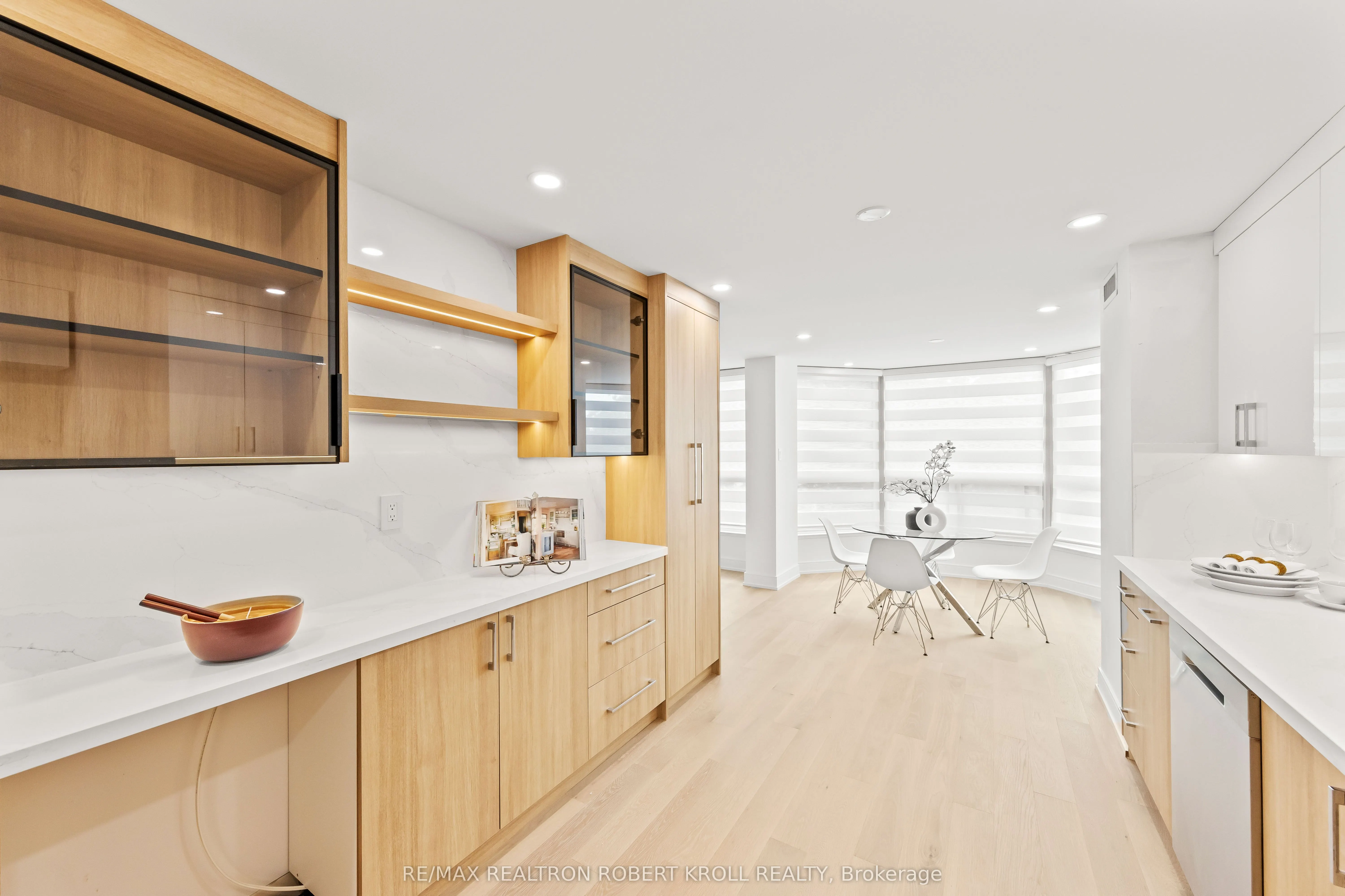 7300 Yonge Street, #210