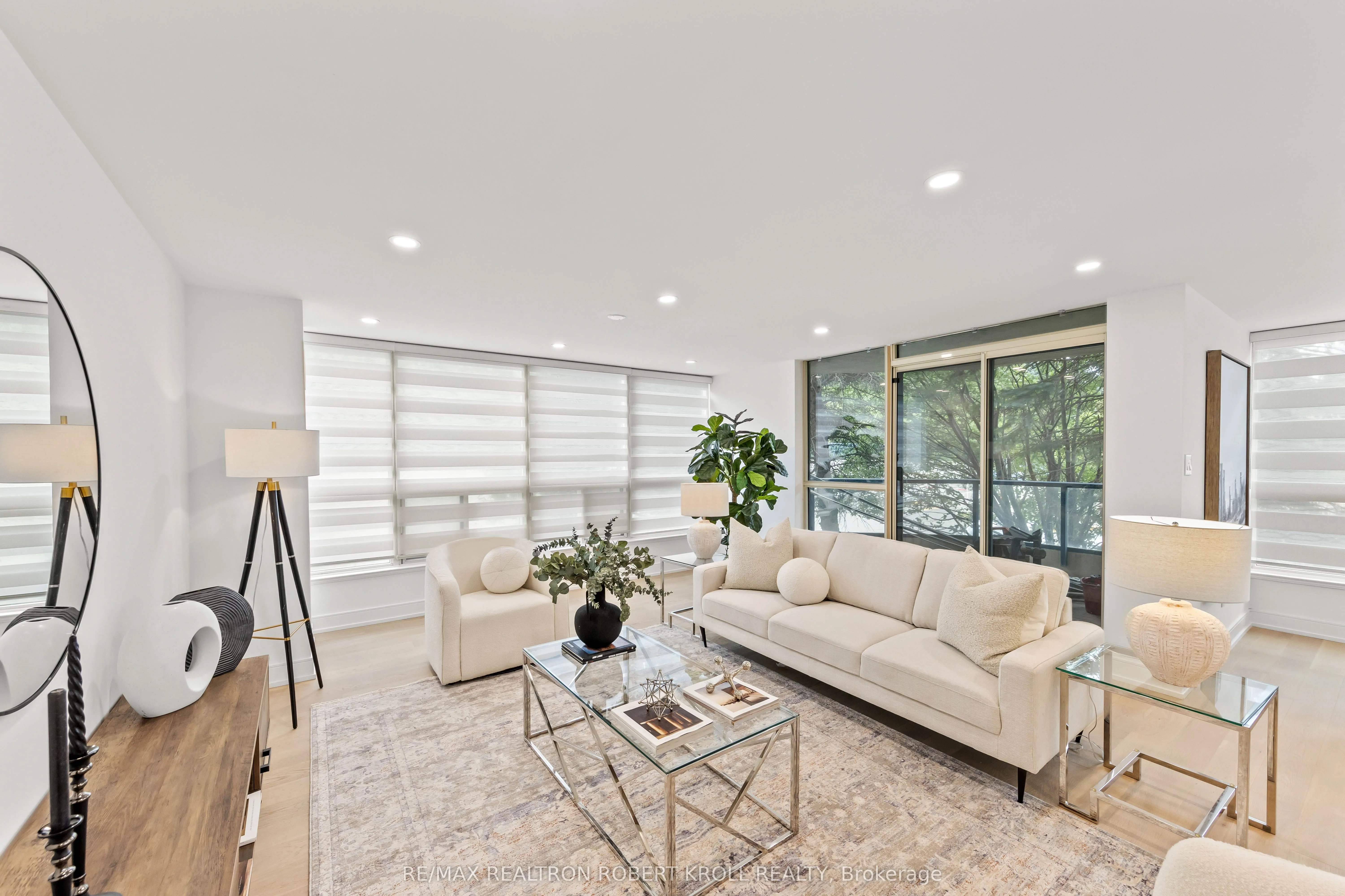 7300 Yonge Street, #210