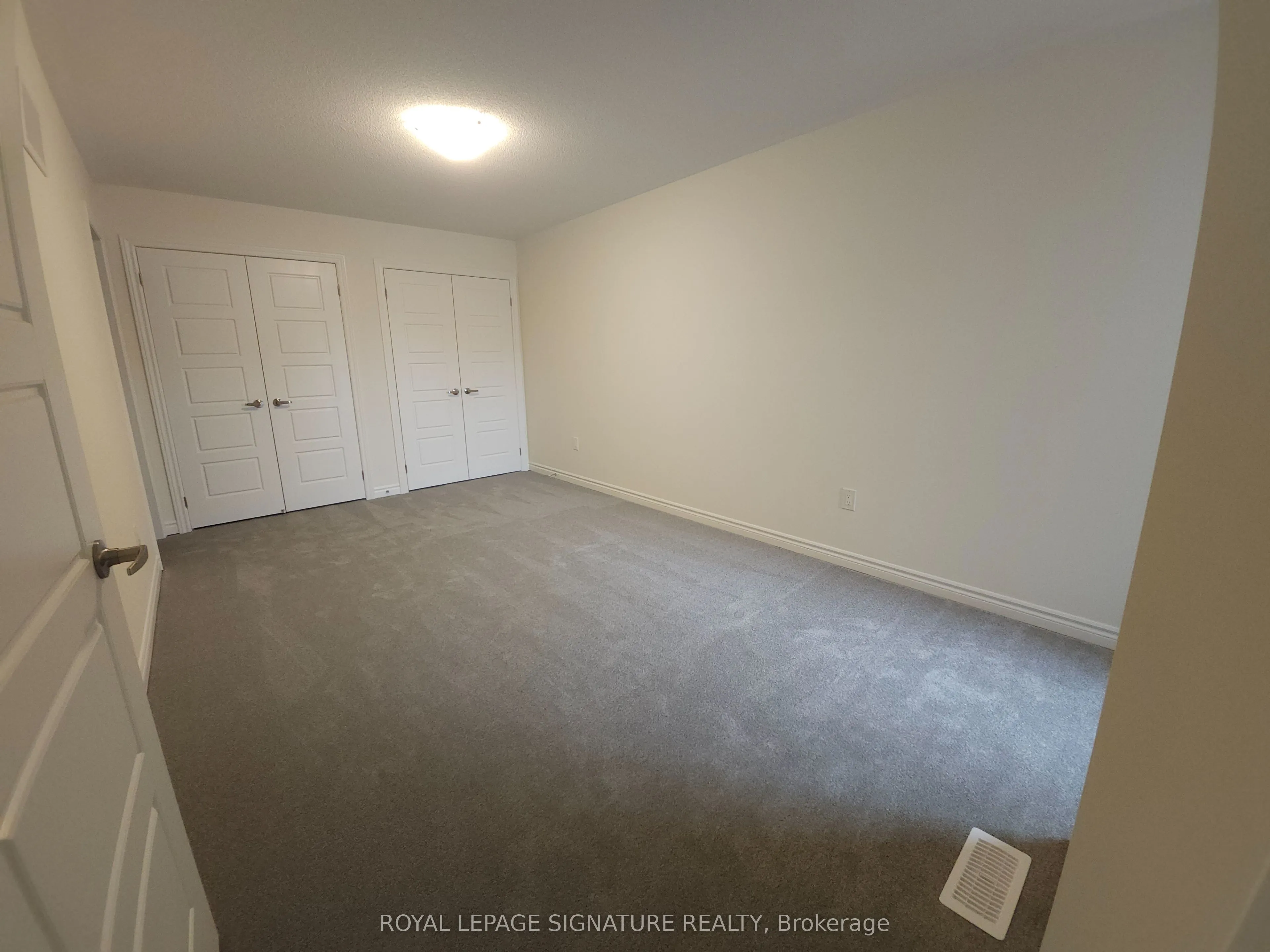 114 Thomas Frisby Jr Crescent