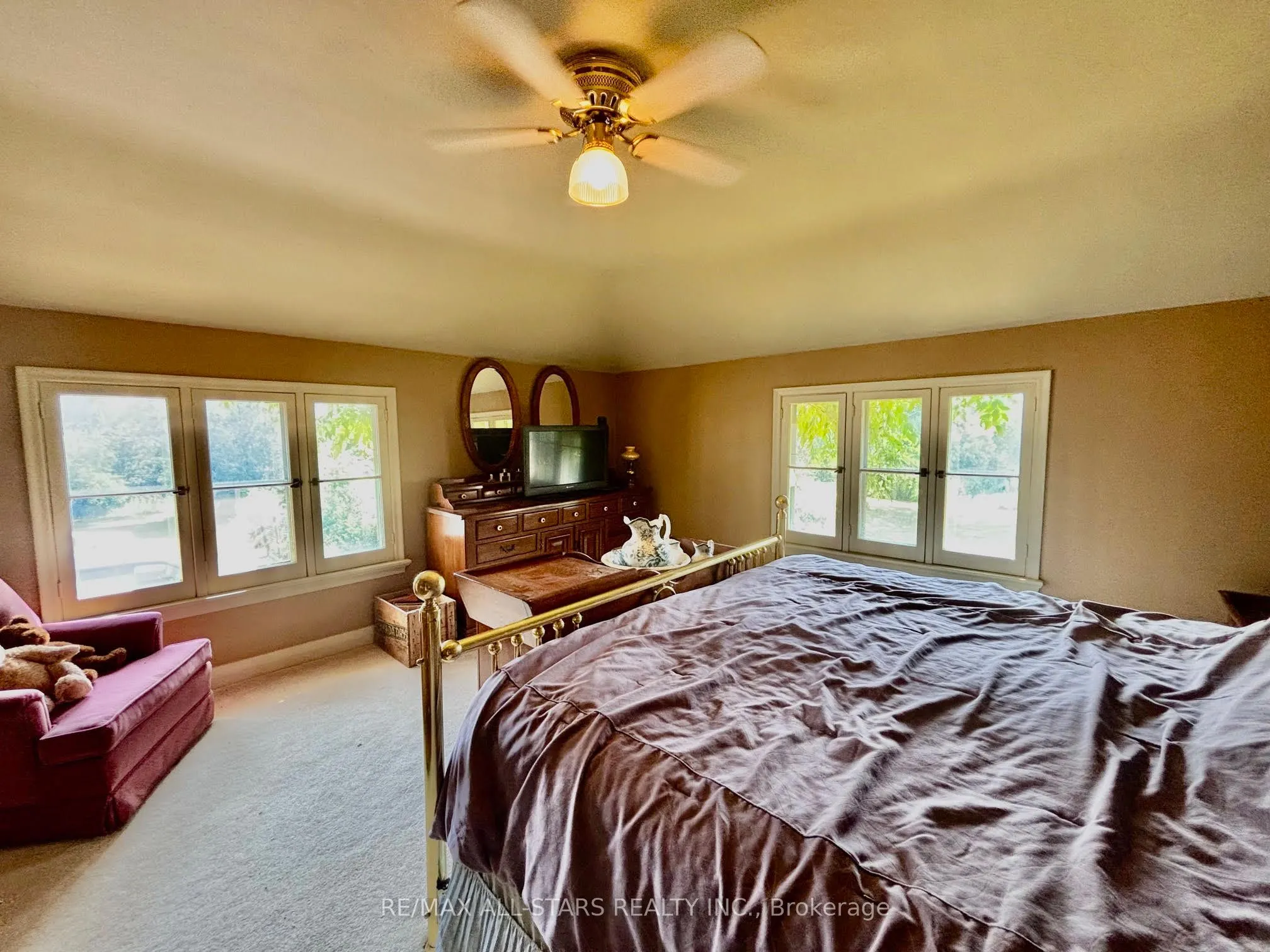 5601 Bethesda Road