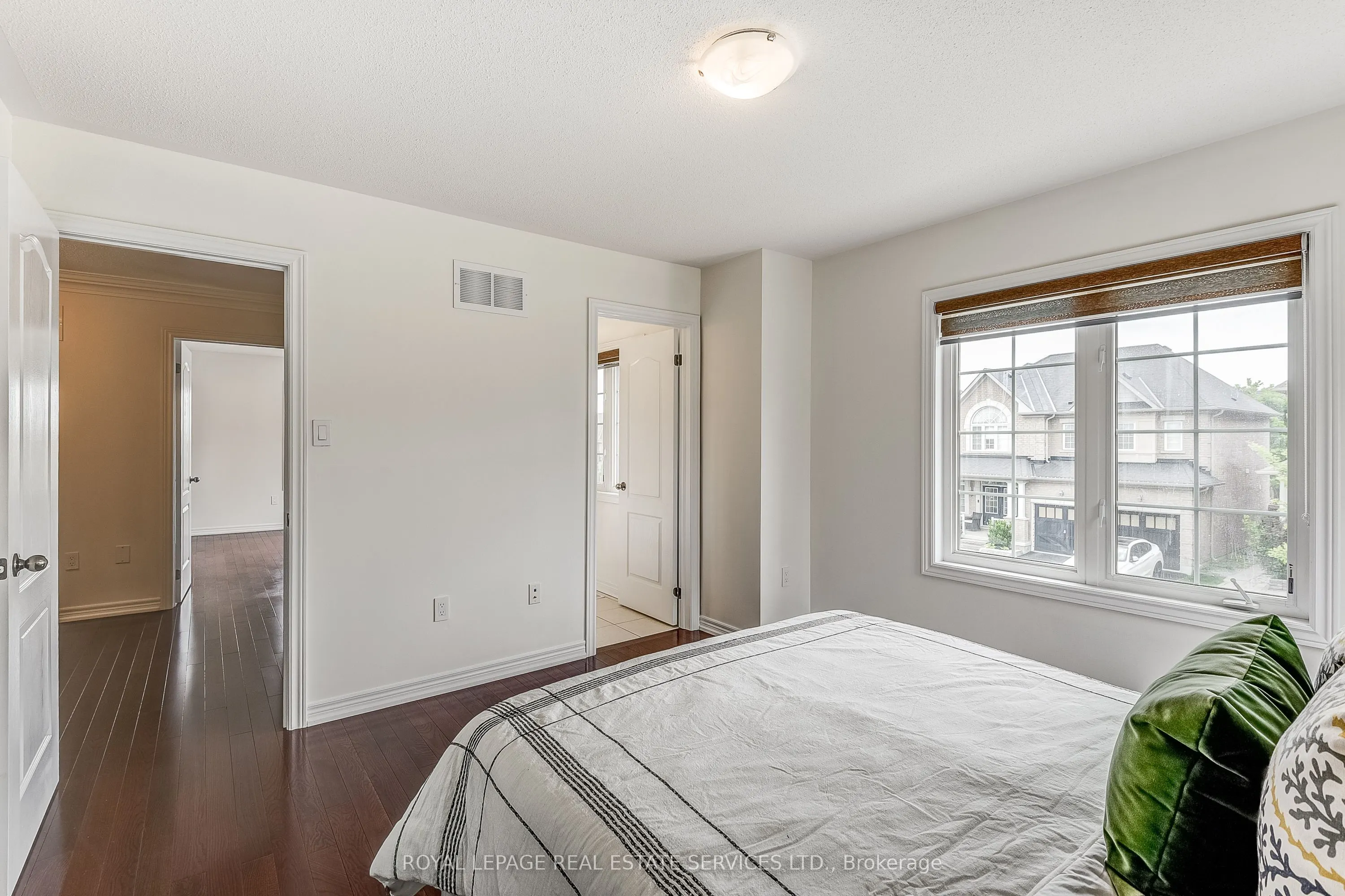 2 Pelister Drive