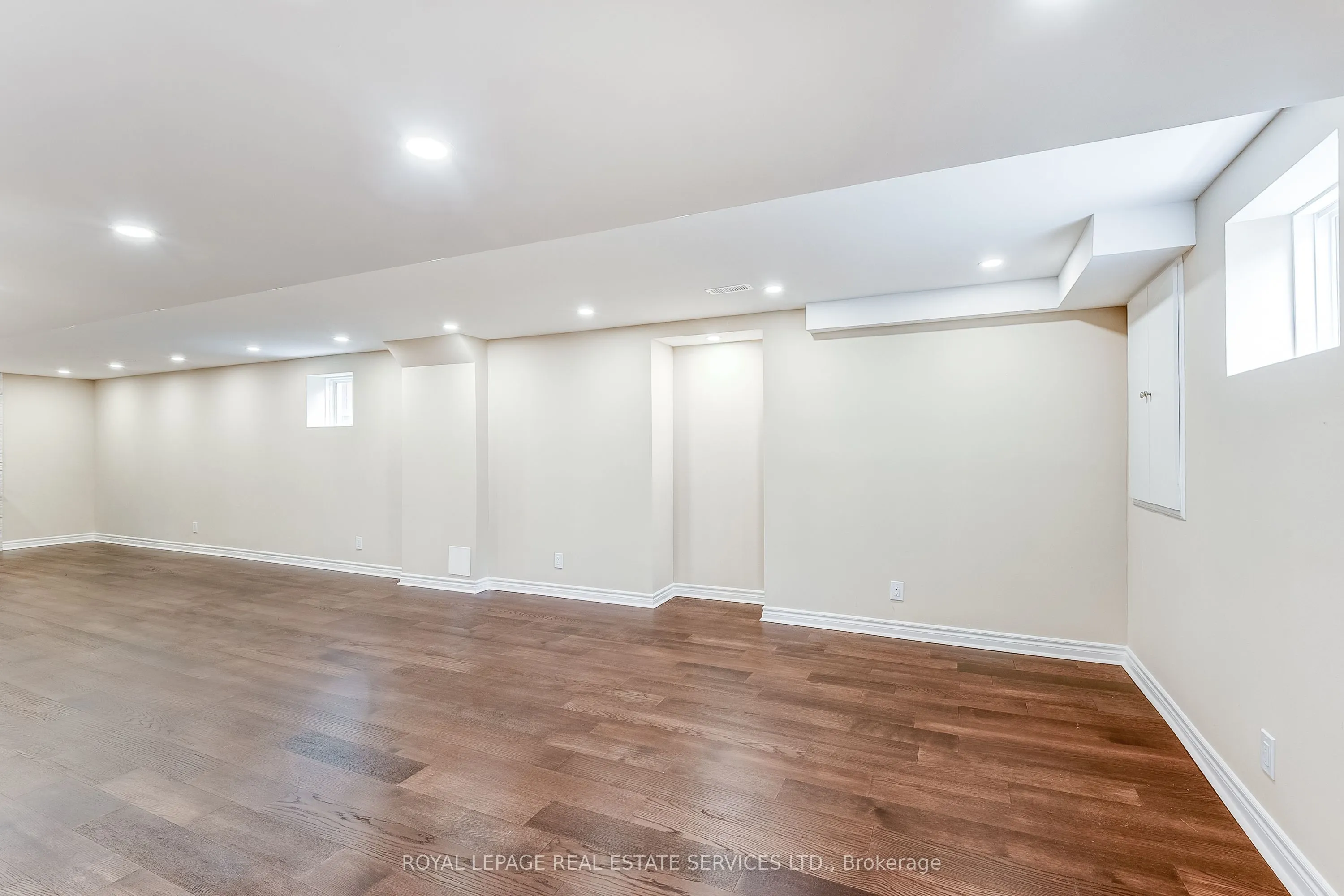 2 Pelister Drive