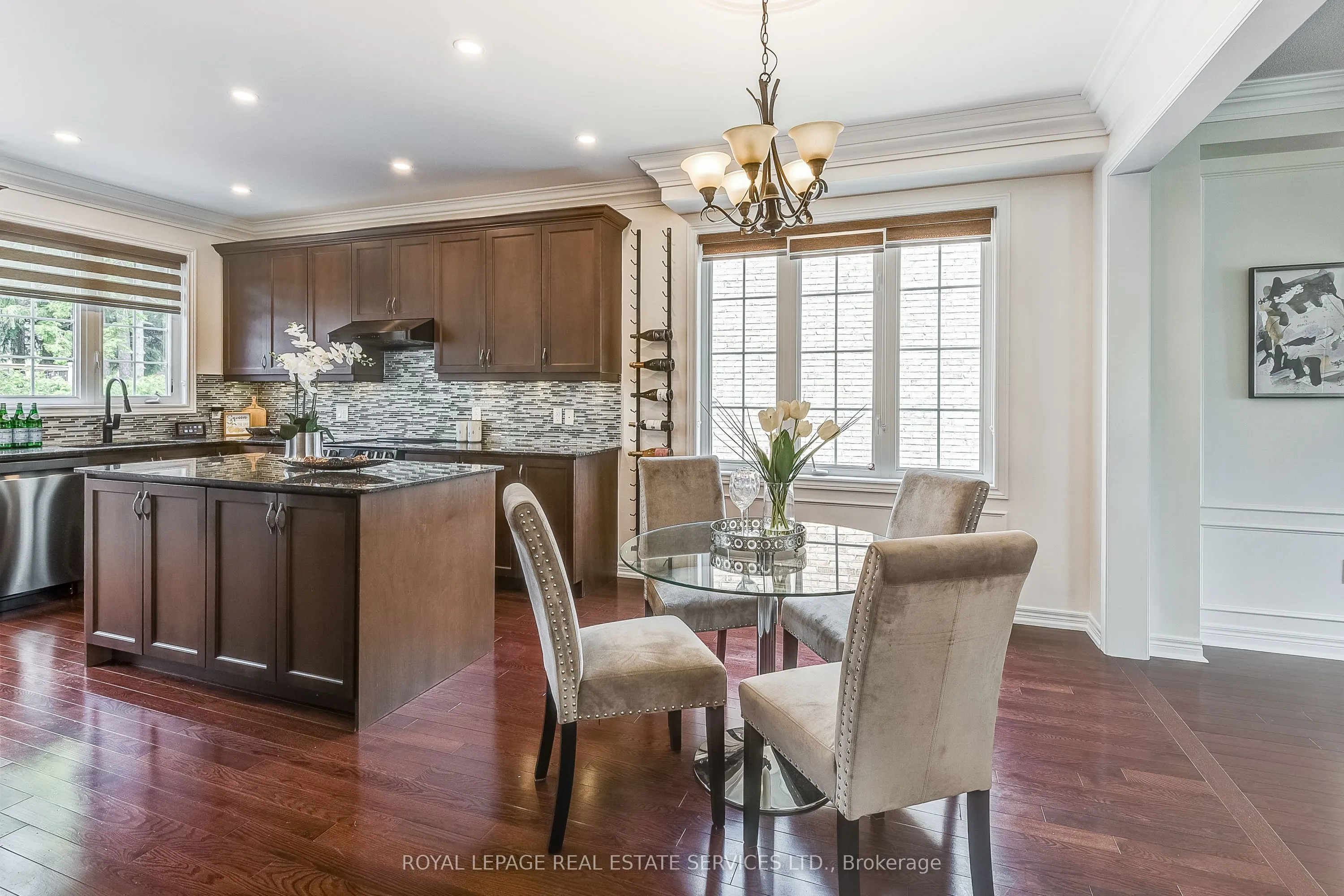 2 Pelister Drive