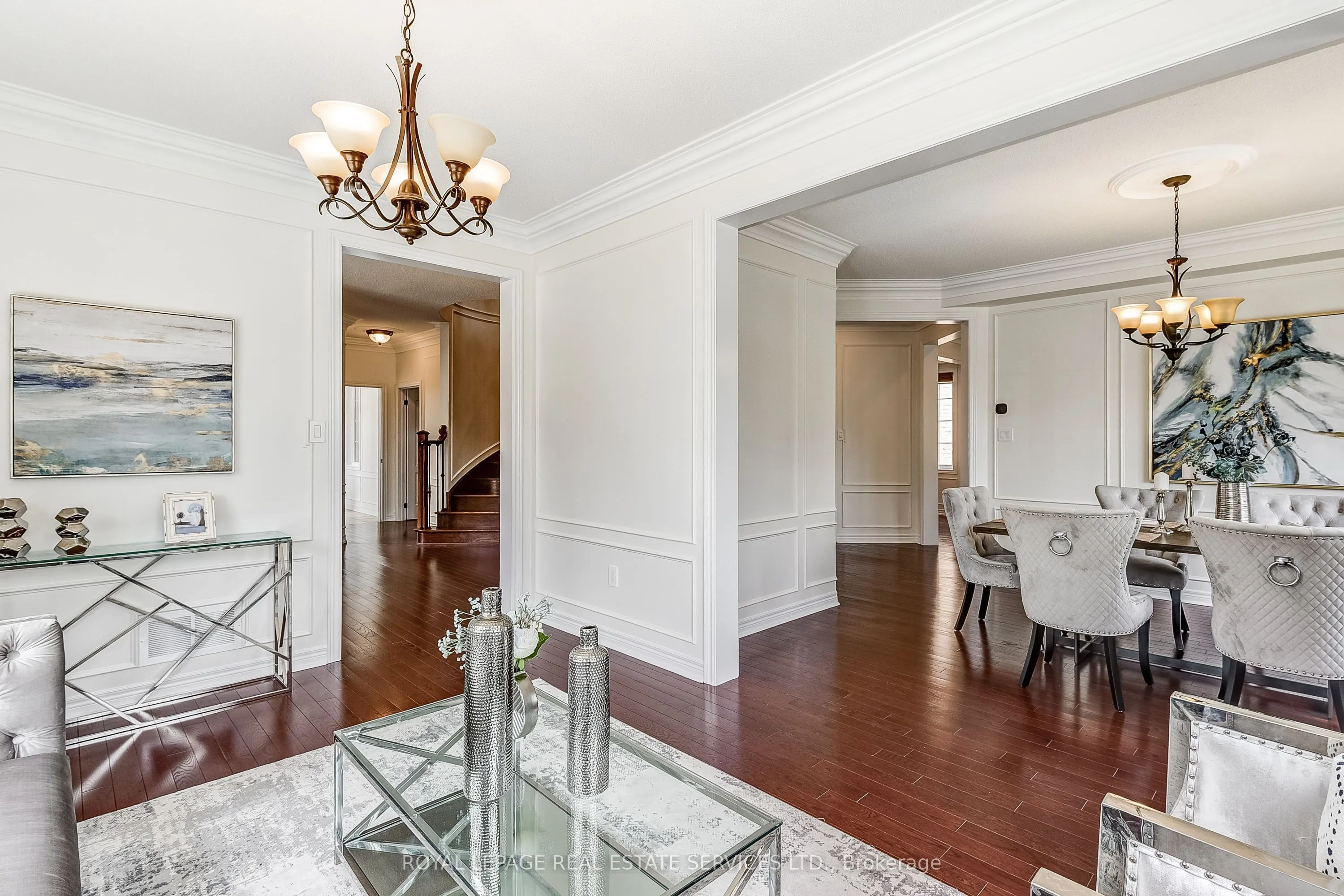 2 Pelister Drive