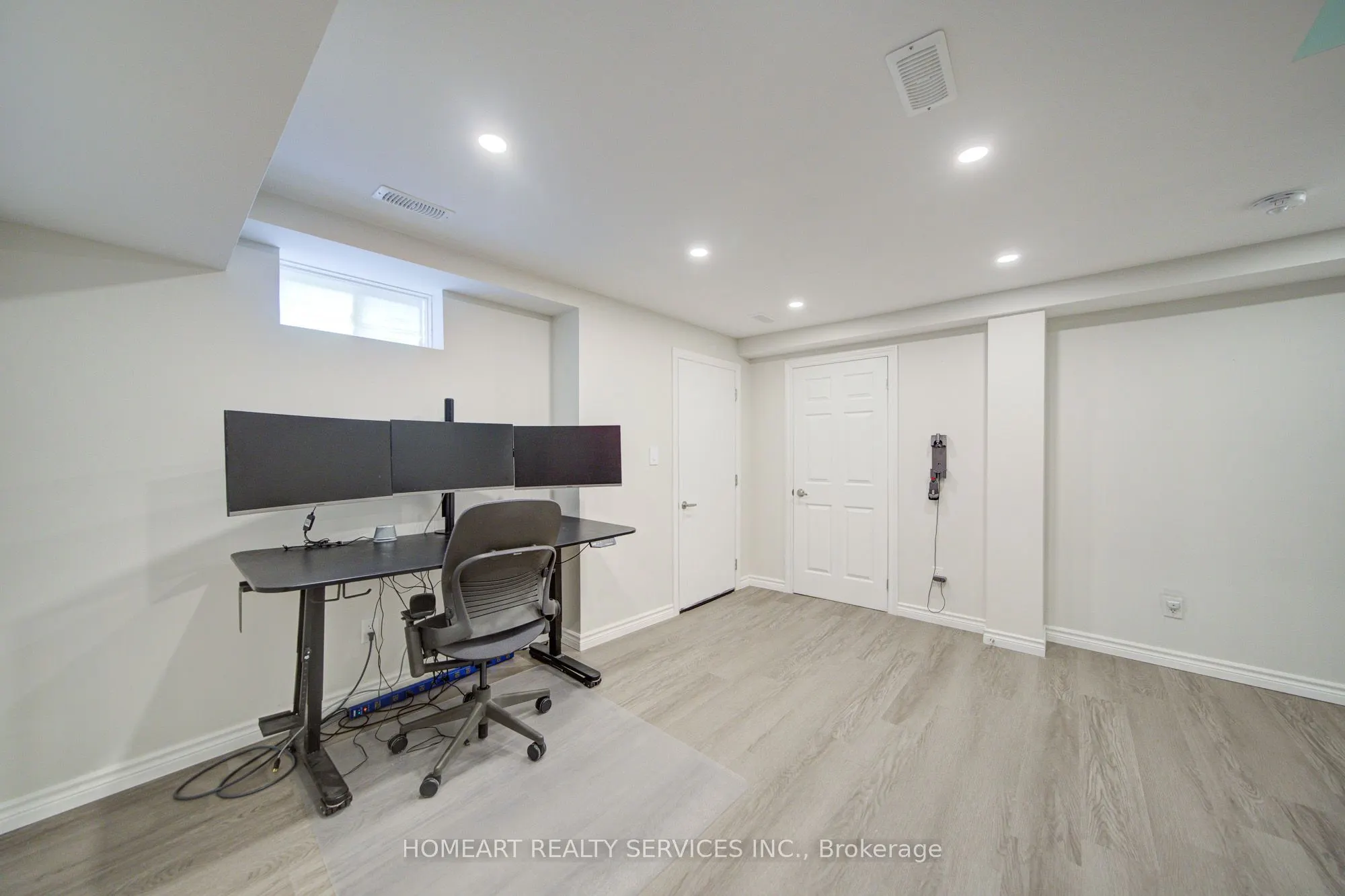 20 Concetta Conte Avenue