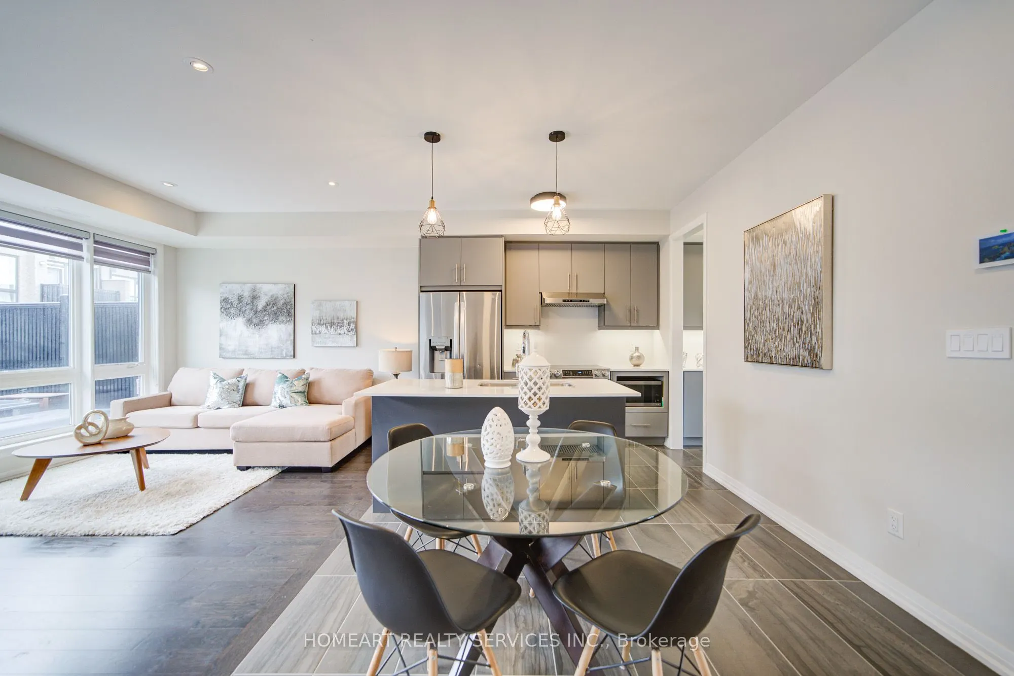 20 Concetta Conte Avenue