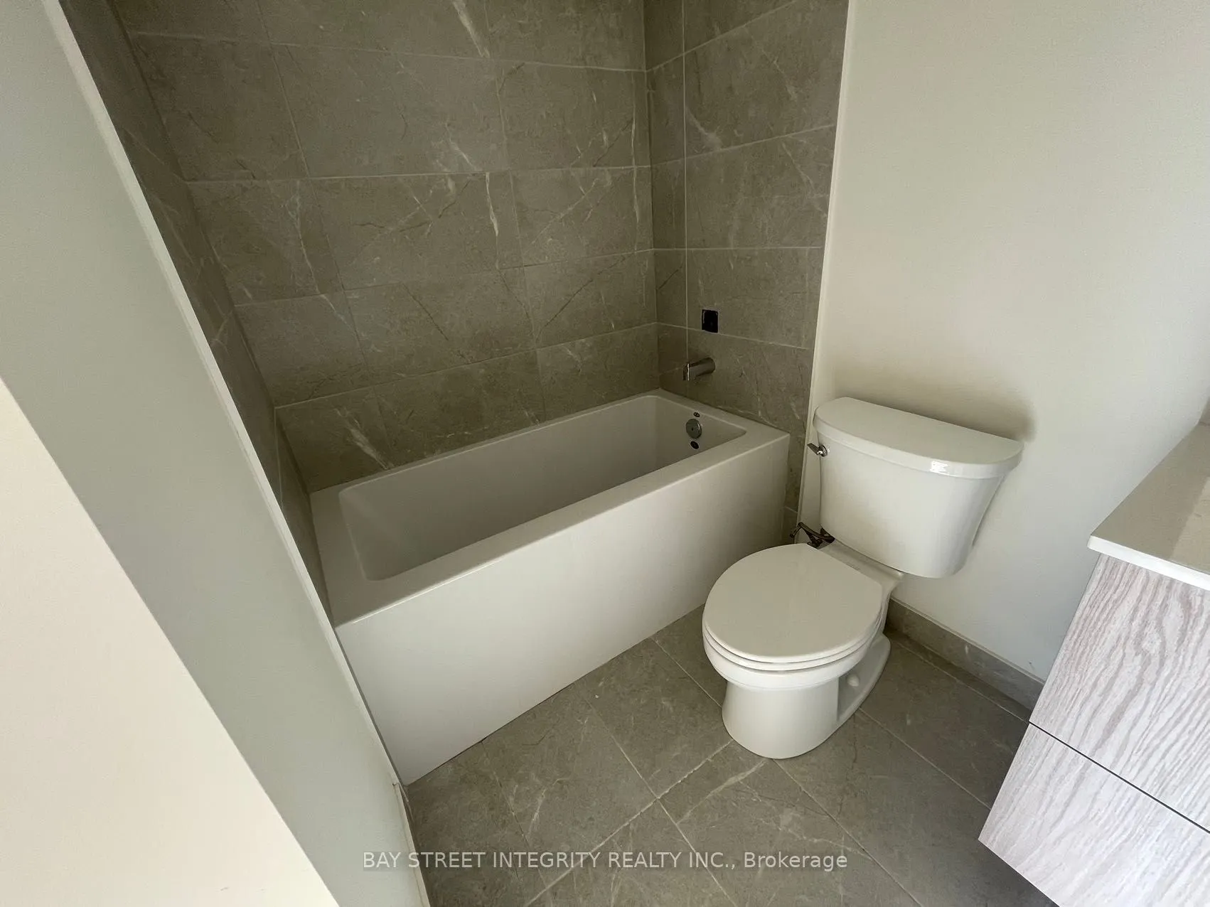 12 David Eyer Road, #1108