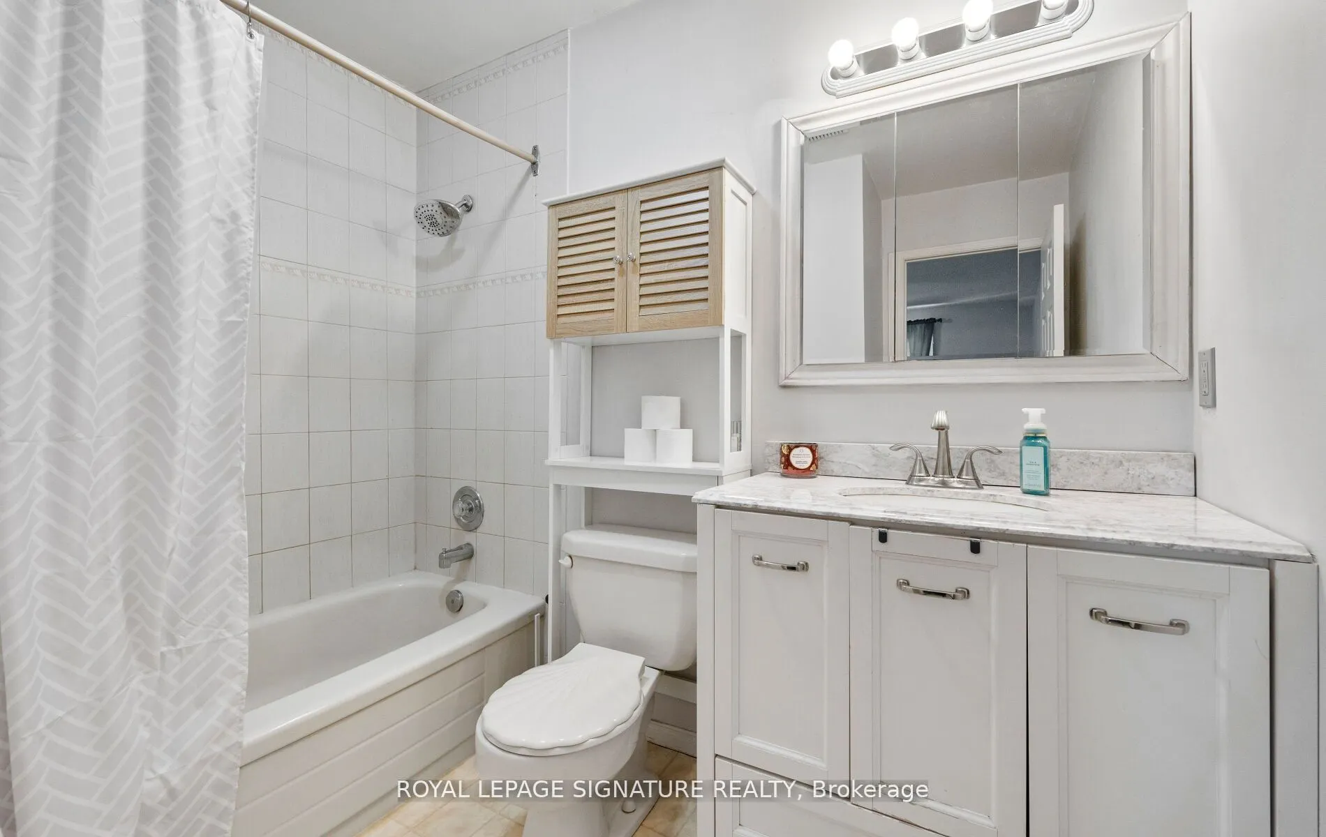 87 Green Briar Road, #8