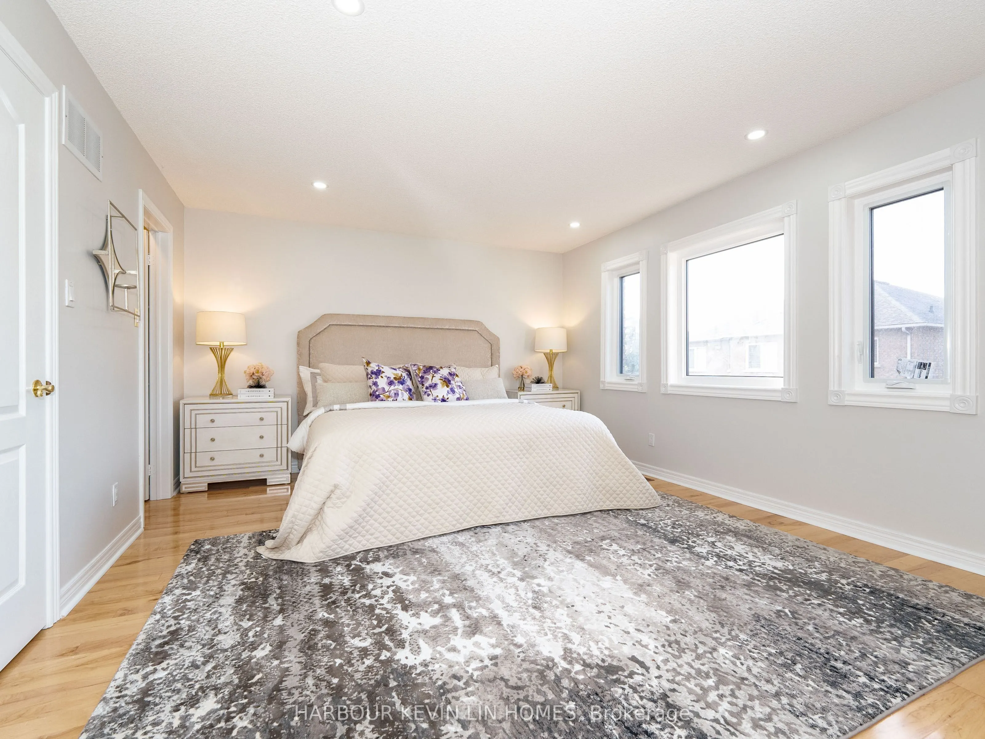 77 Kevi Crescent