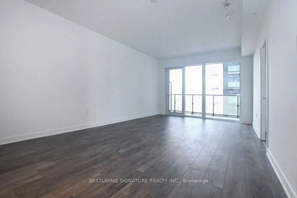 105 Oneida Crescent, #1603