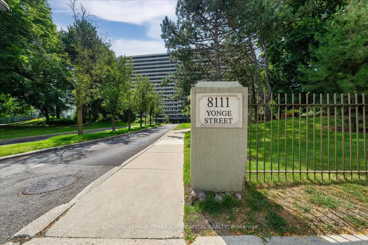 8111 Yonge Street, #909