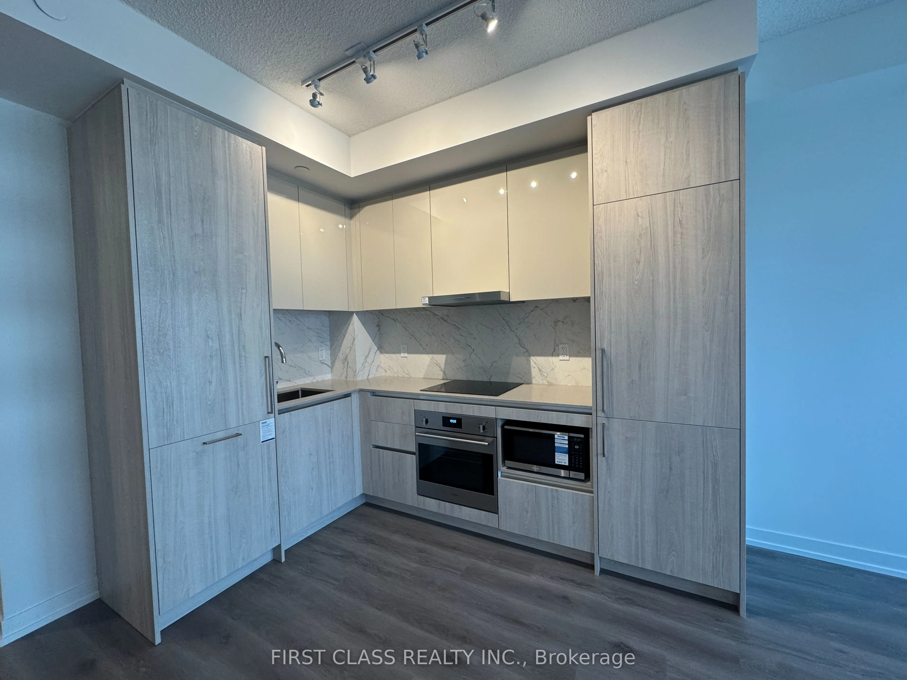 225 Commerce Street, #6001