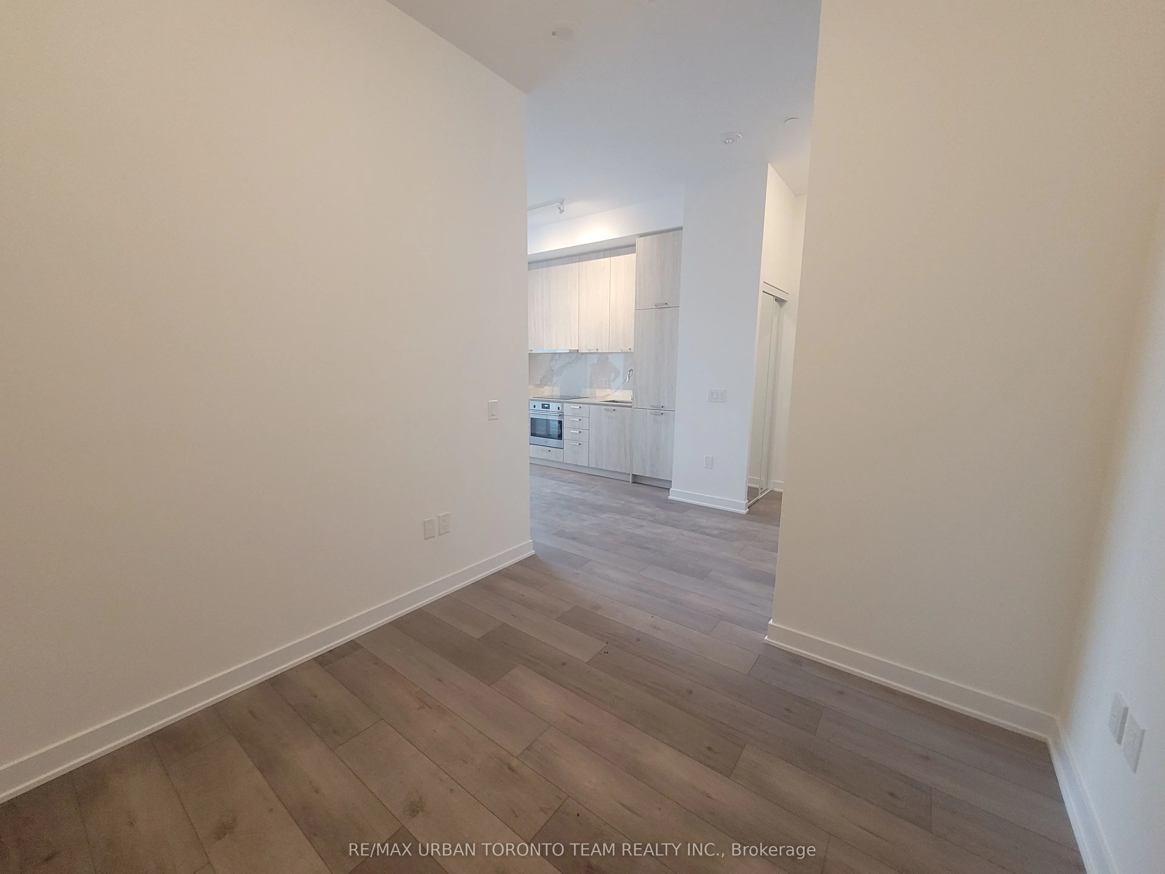 10 Honeycrisp Crescent, #208