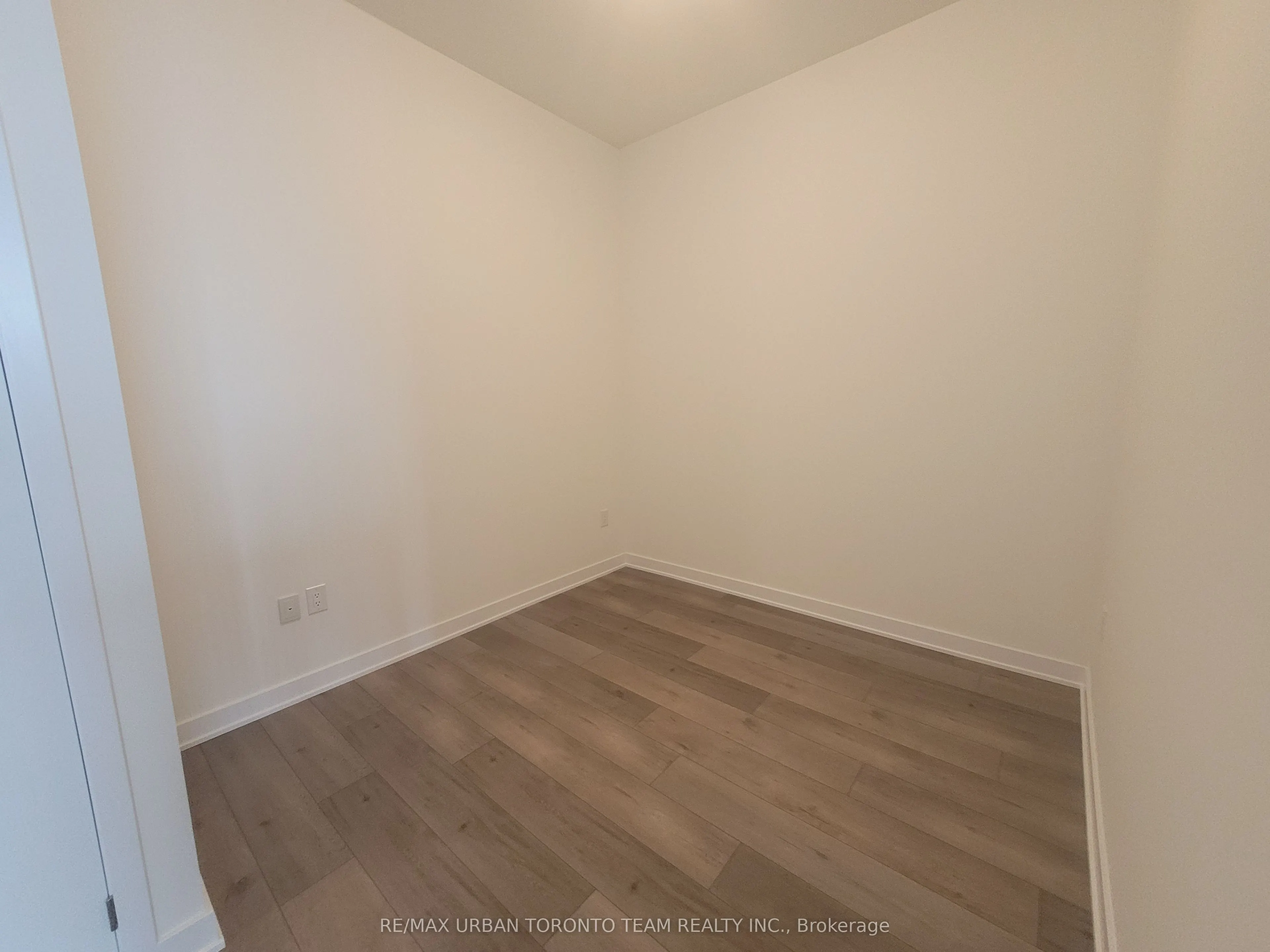 10 Honeycrisp Crescent, #208