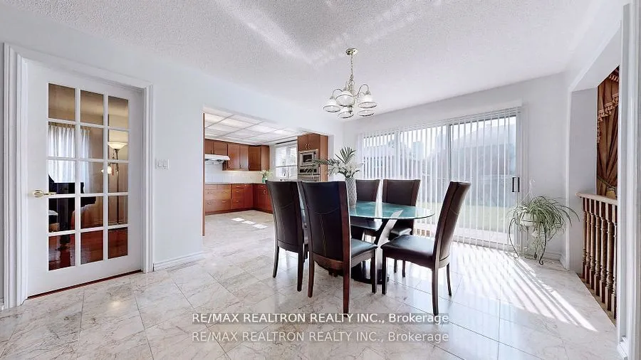 72 Spanhouse Crescent