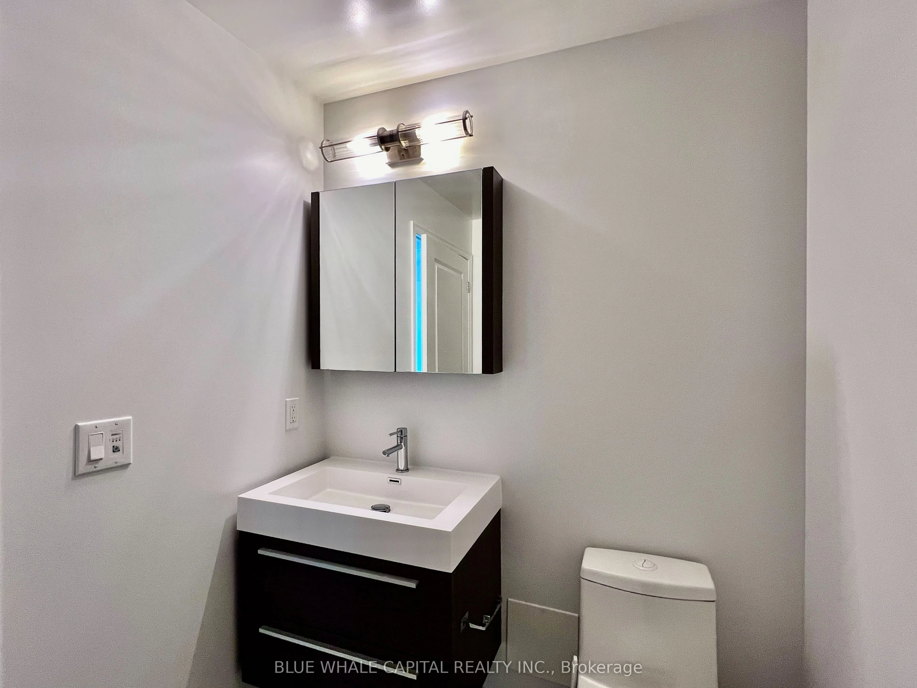 18 Rouge Valley Drive W, #311