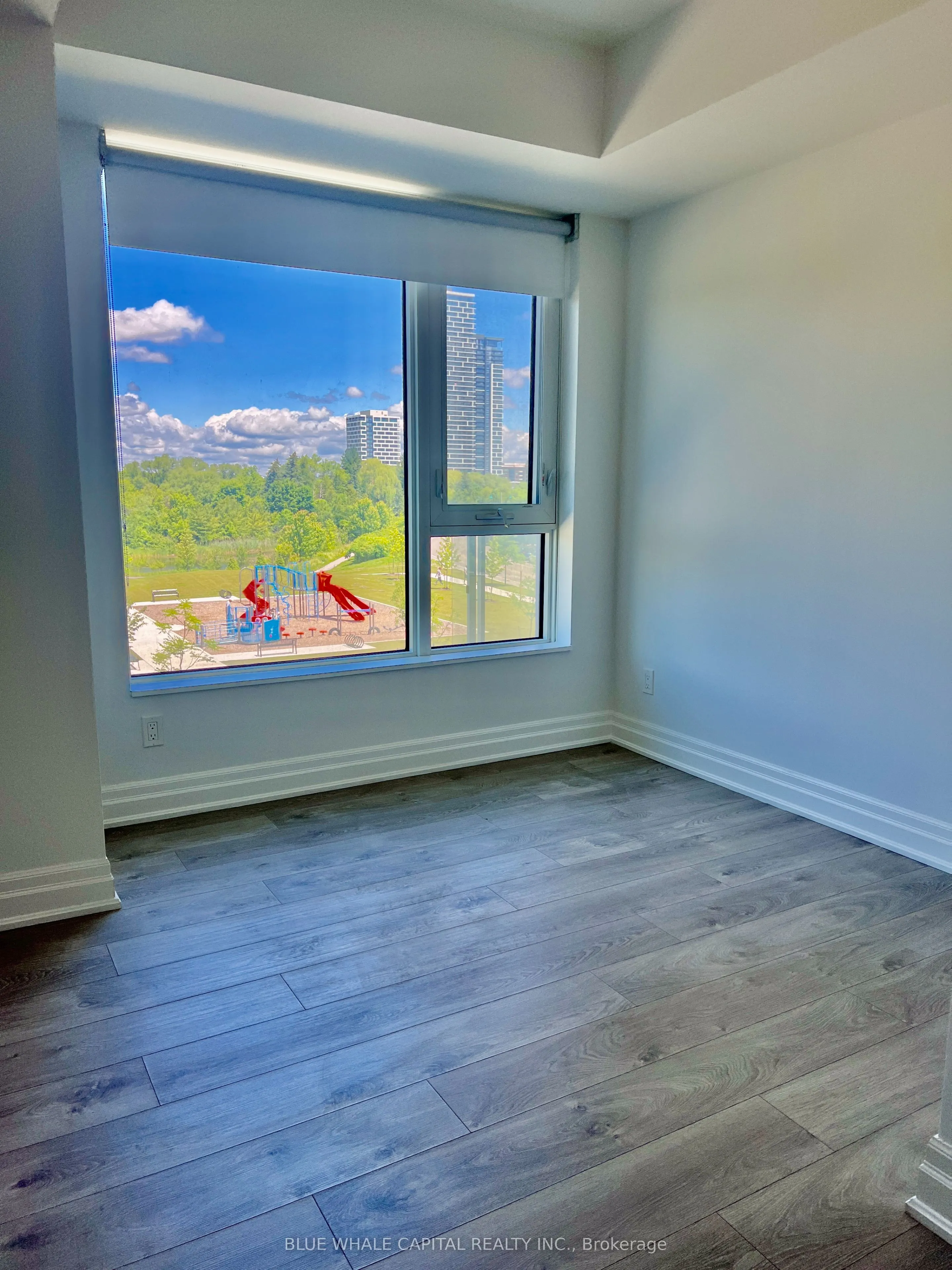 18 Rouge Valley Drive W, #311