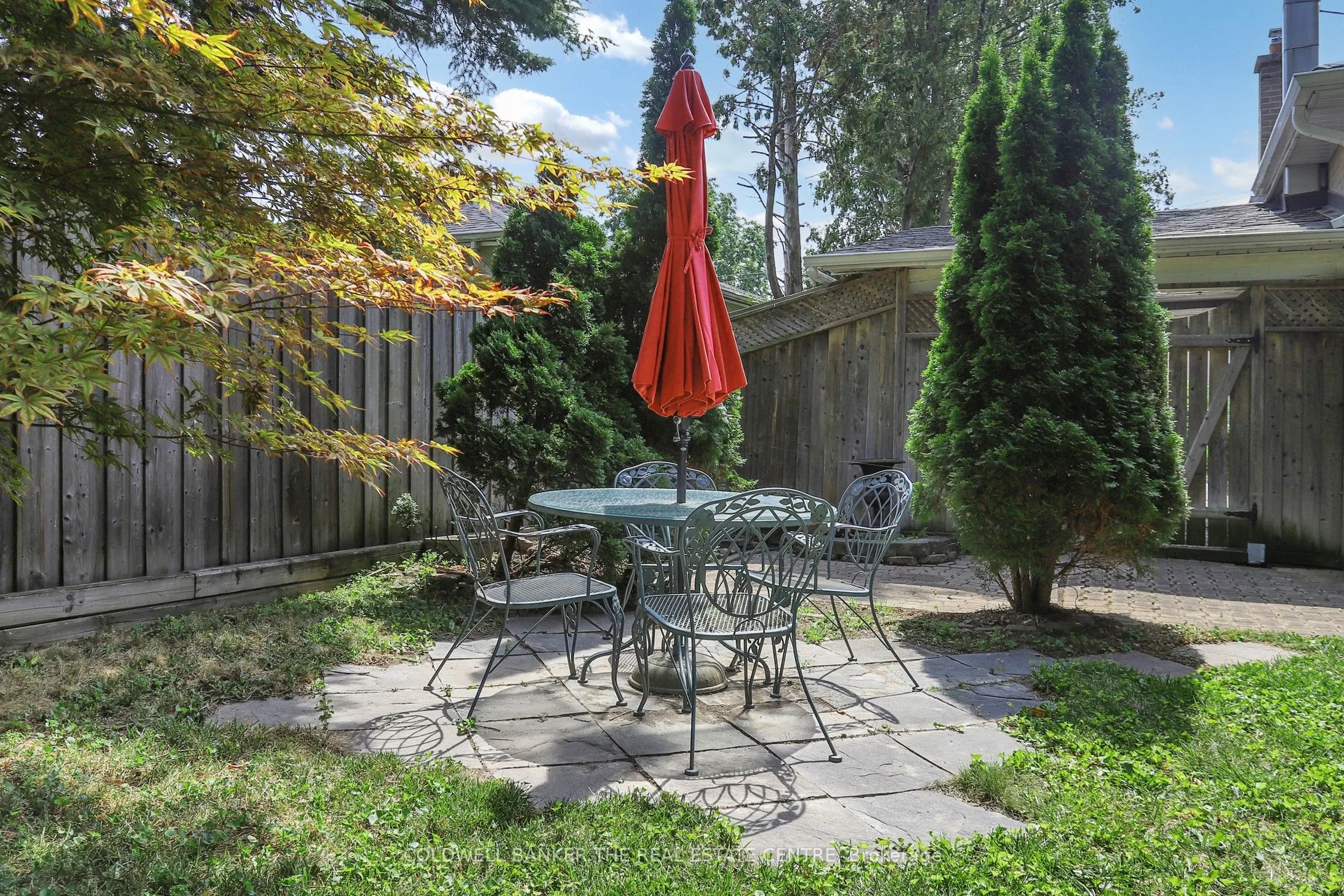 245 Silverbirch Drive