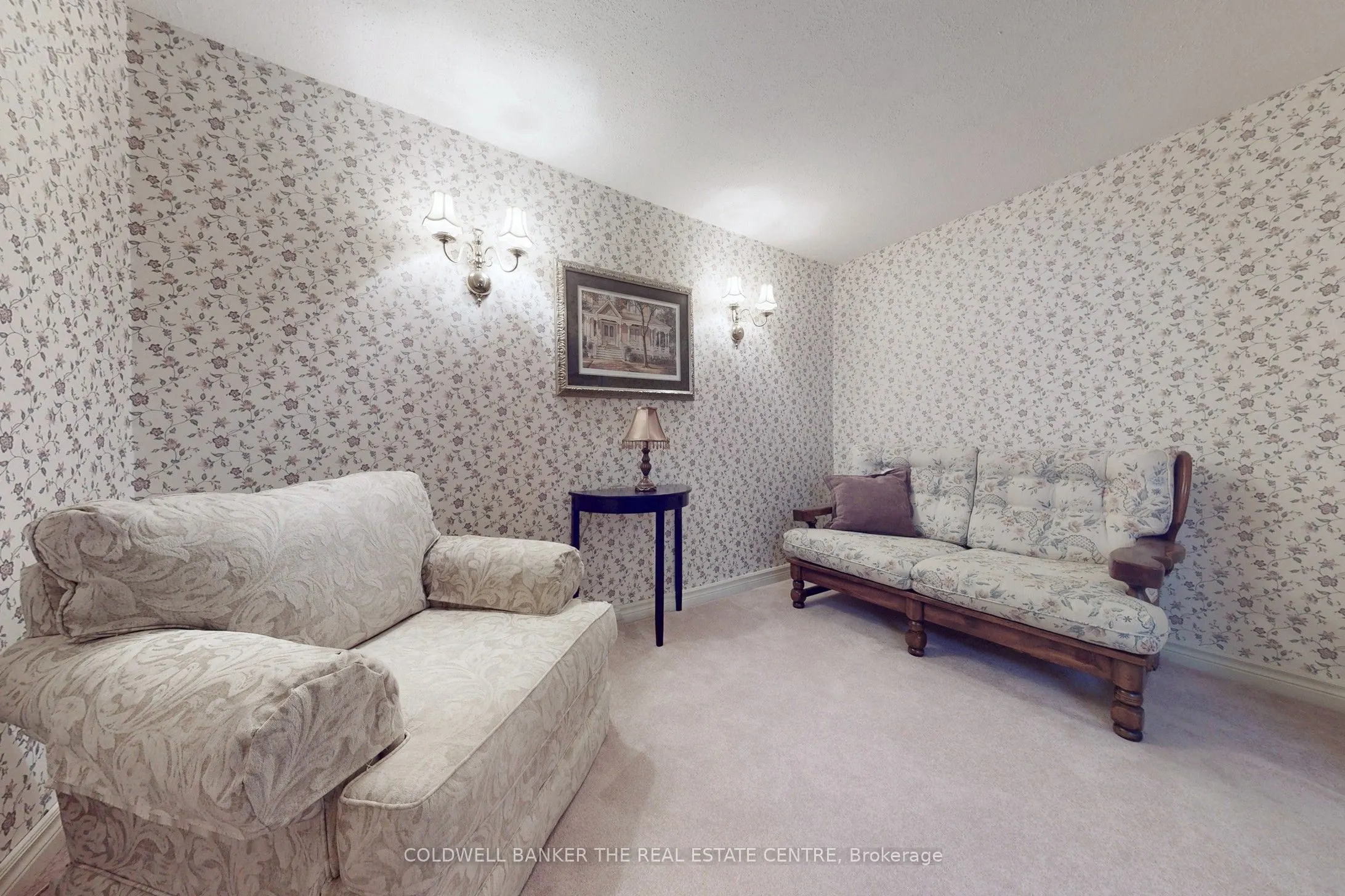 245 Silverbirch Drive