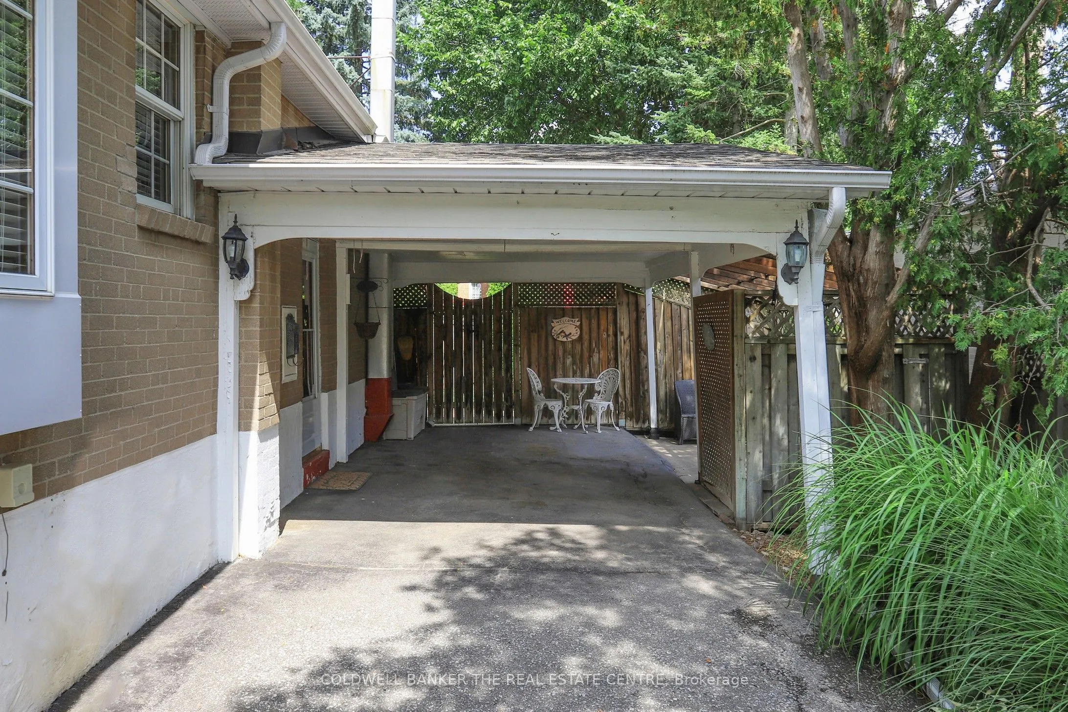 245 Silverbirch Drive
