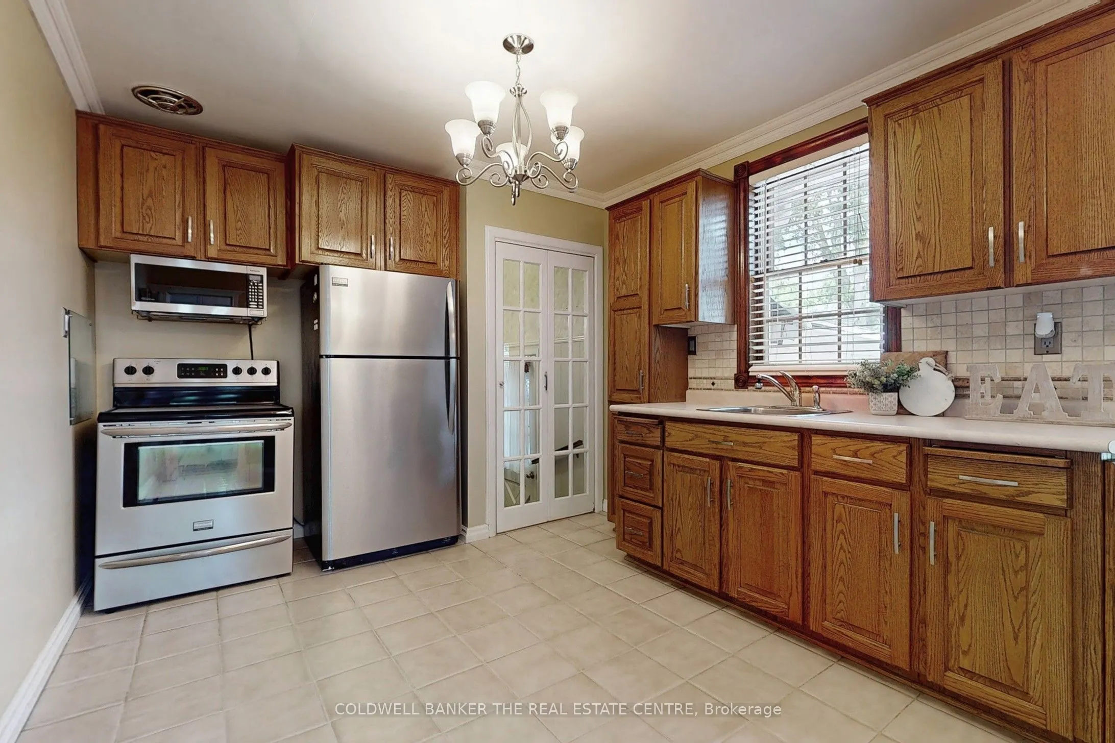 245 Silverbirch Drive