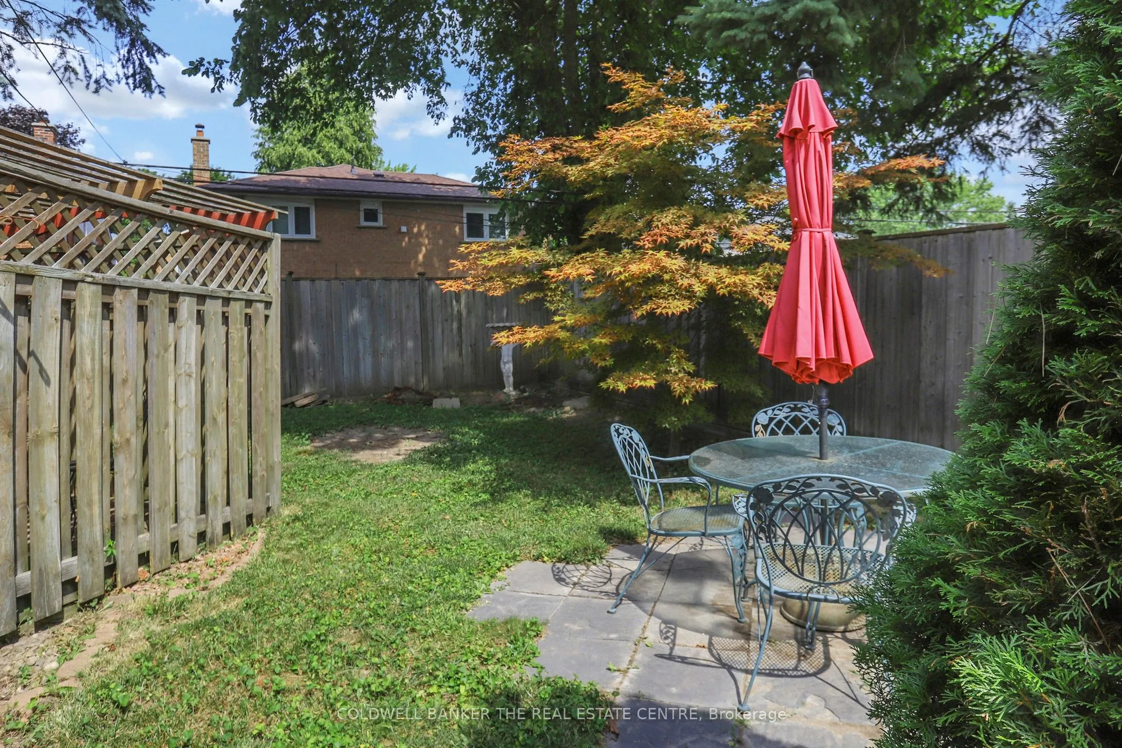 245 Silverbirch Drive