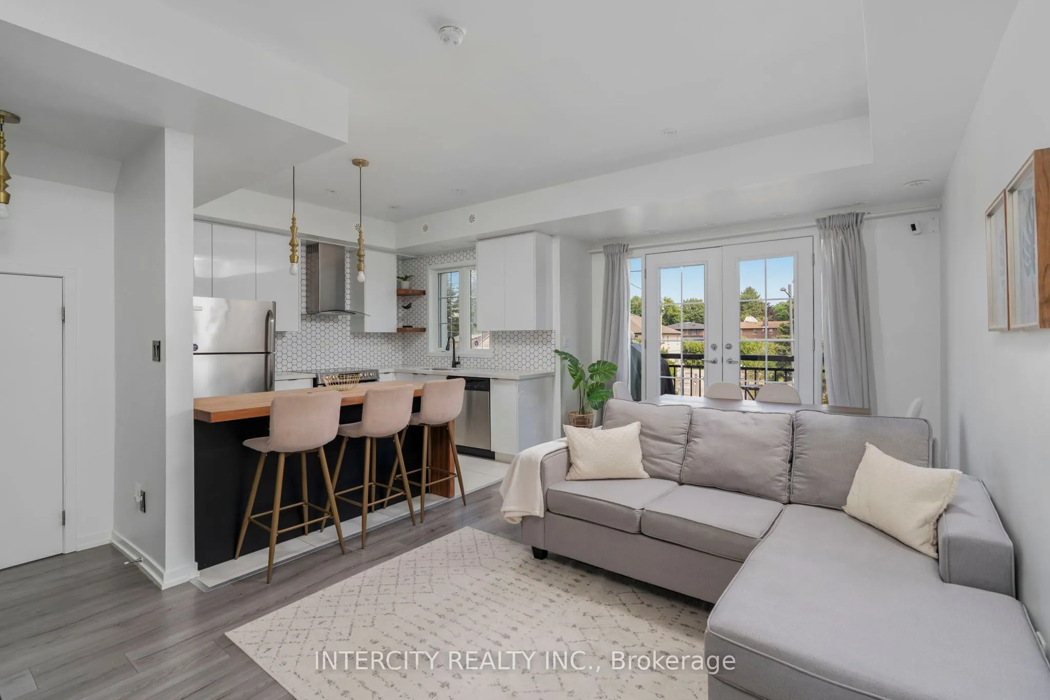 26 Bruce Street, #E-16
